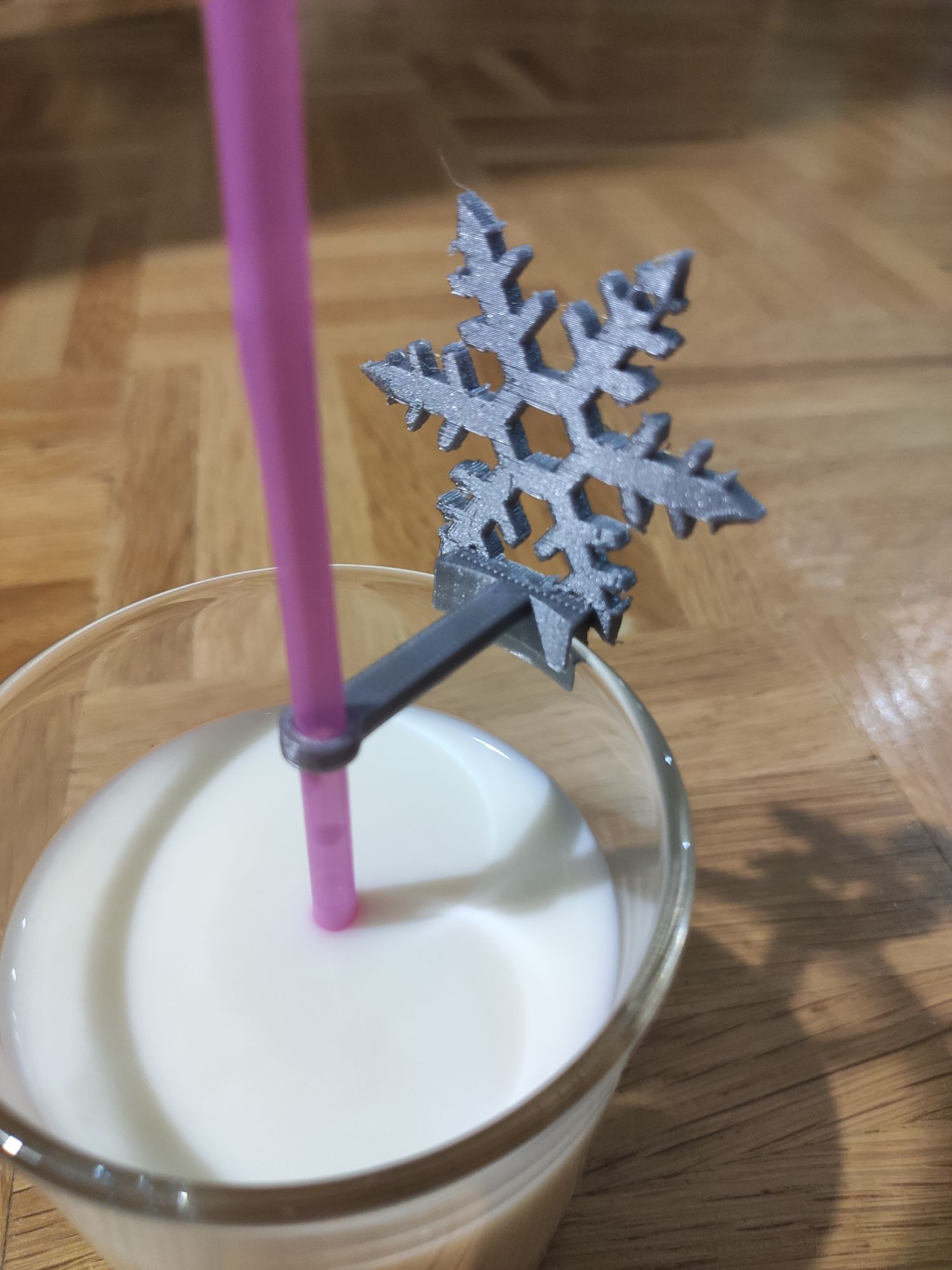 glass snowflake addon/snowflake straw holder