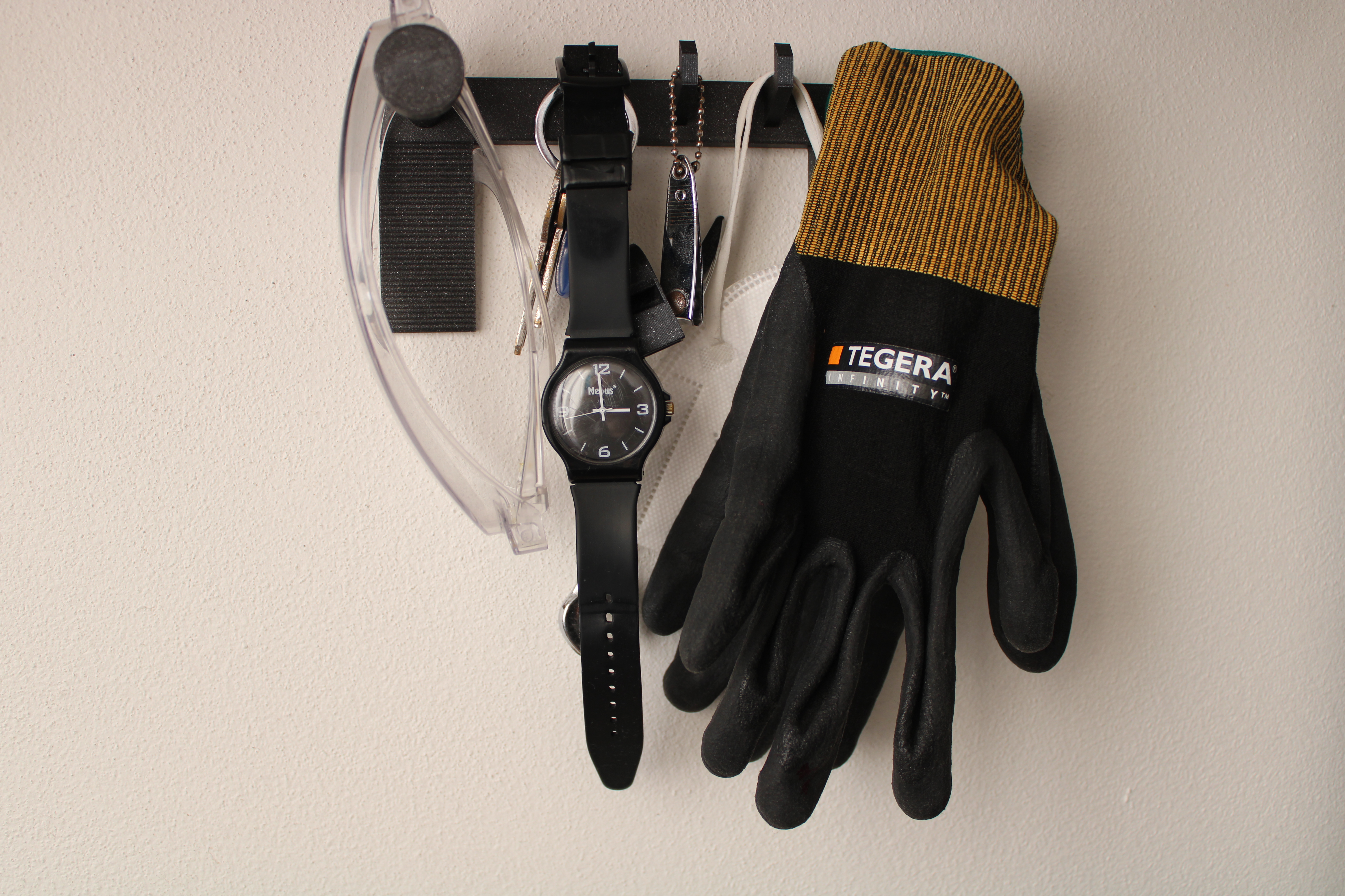 Miniatura 3 do modelo 3D Universal Wall Hook System
