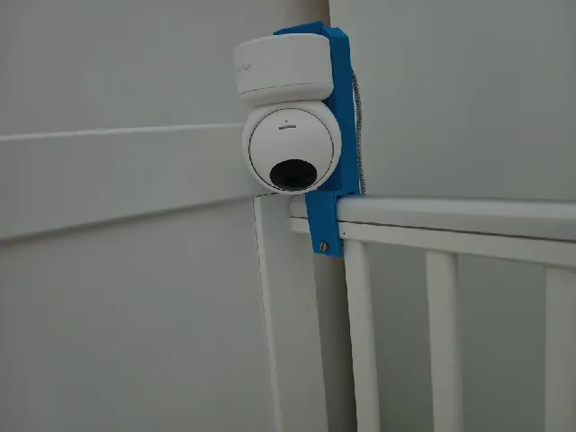 Camera mount for woodies bed