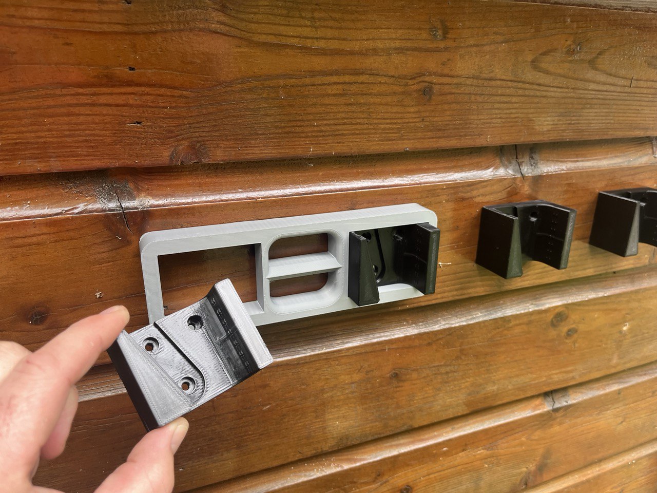 Gravity Broom Holder Mount Tool