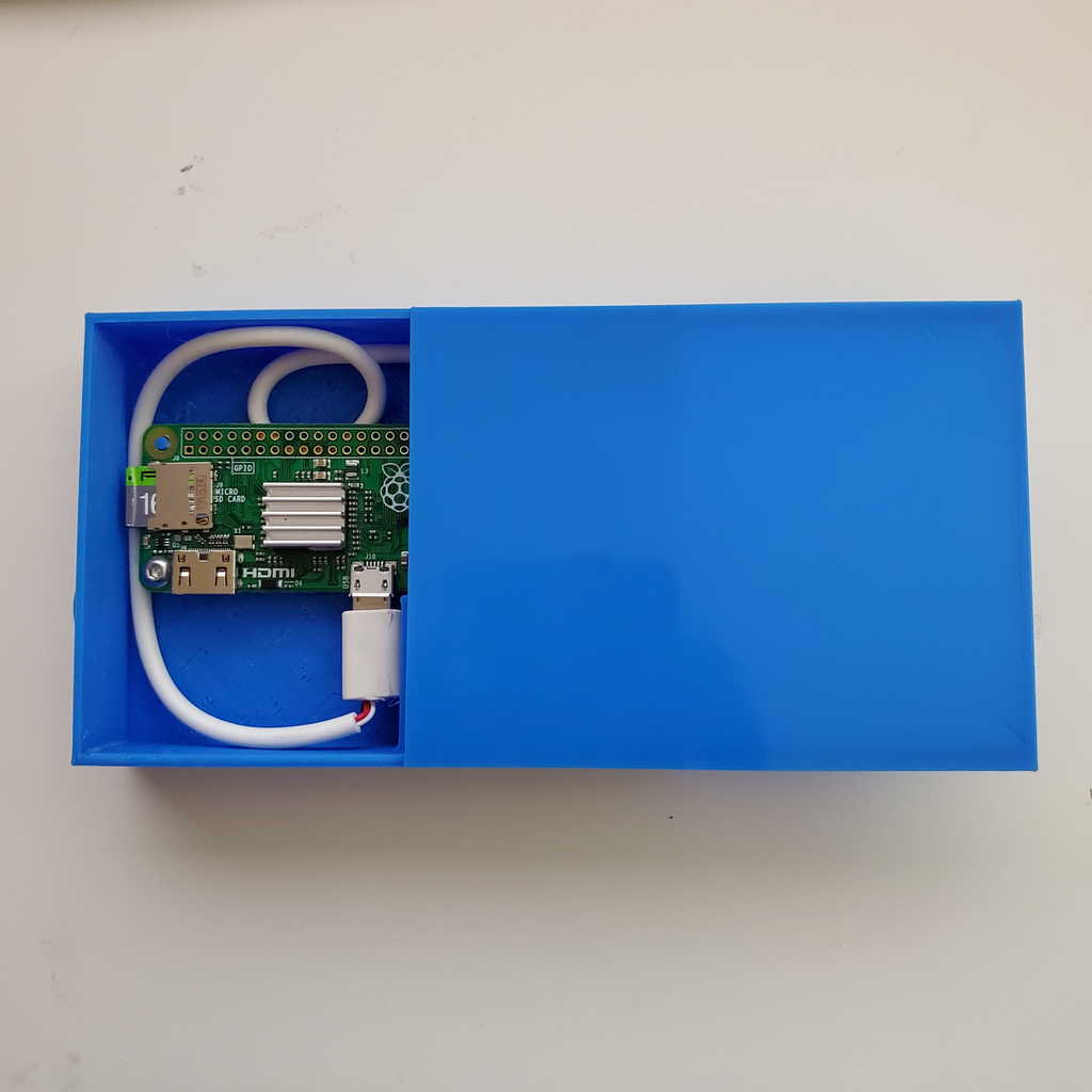 Miniatura 3 do modelo 3D Simple Raspberry Pi Zero case (Ethernet Adapter)