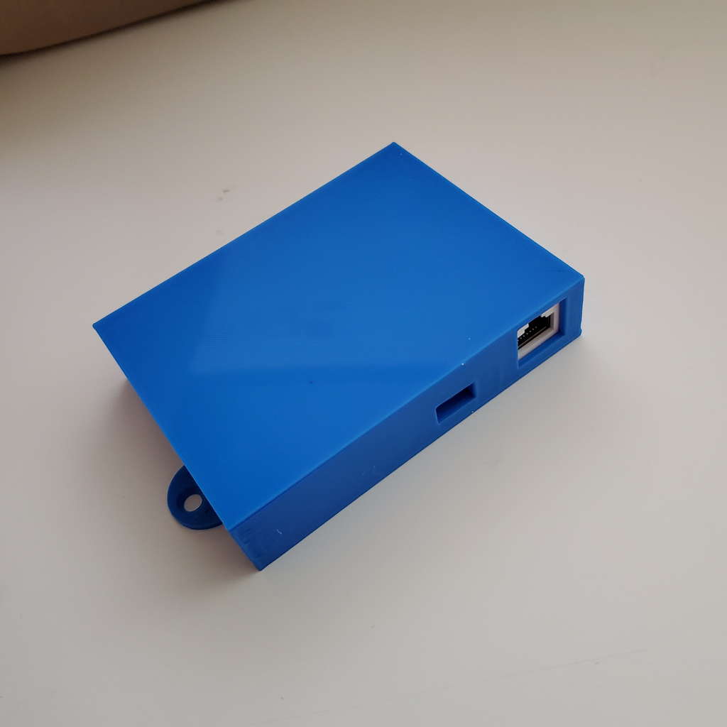 Miniatura 4 do modelo 3D Simple Raspberry Pi Zero case (Ethernet Adapter)