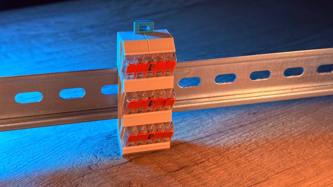 DIN rail holder for 3x WAGO 221-415