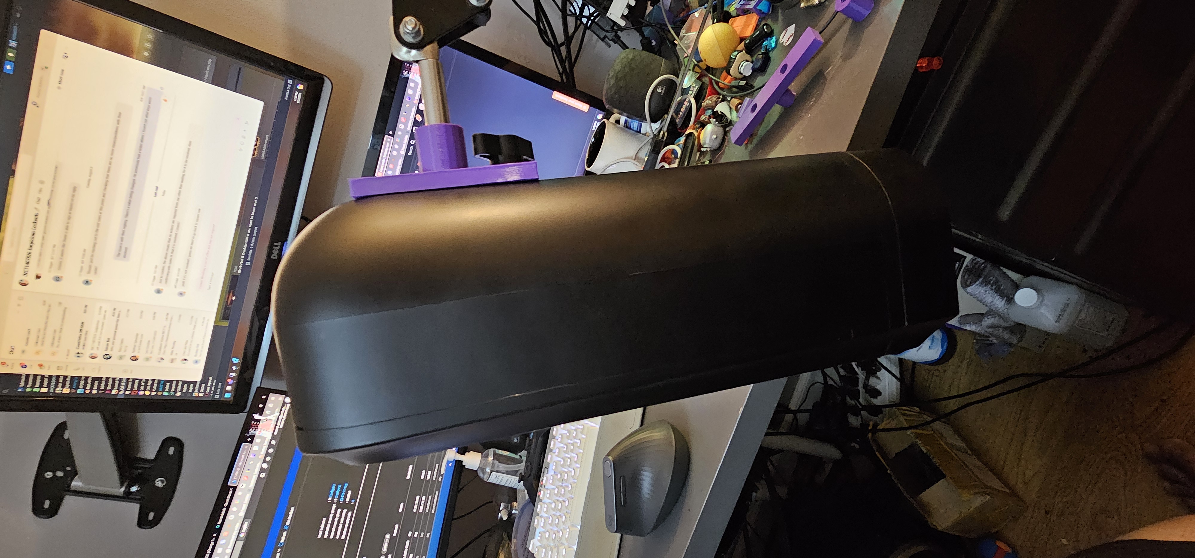 Lovesense Solace, microphone stand mount