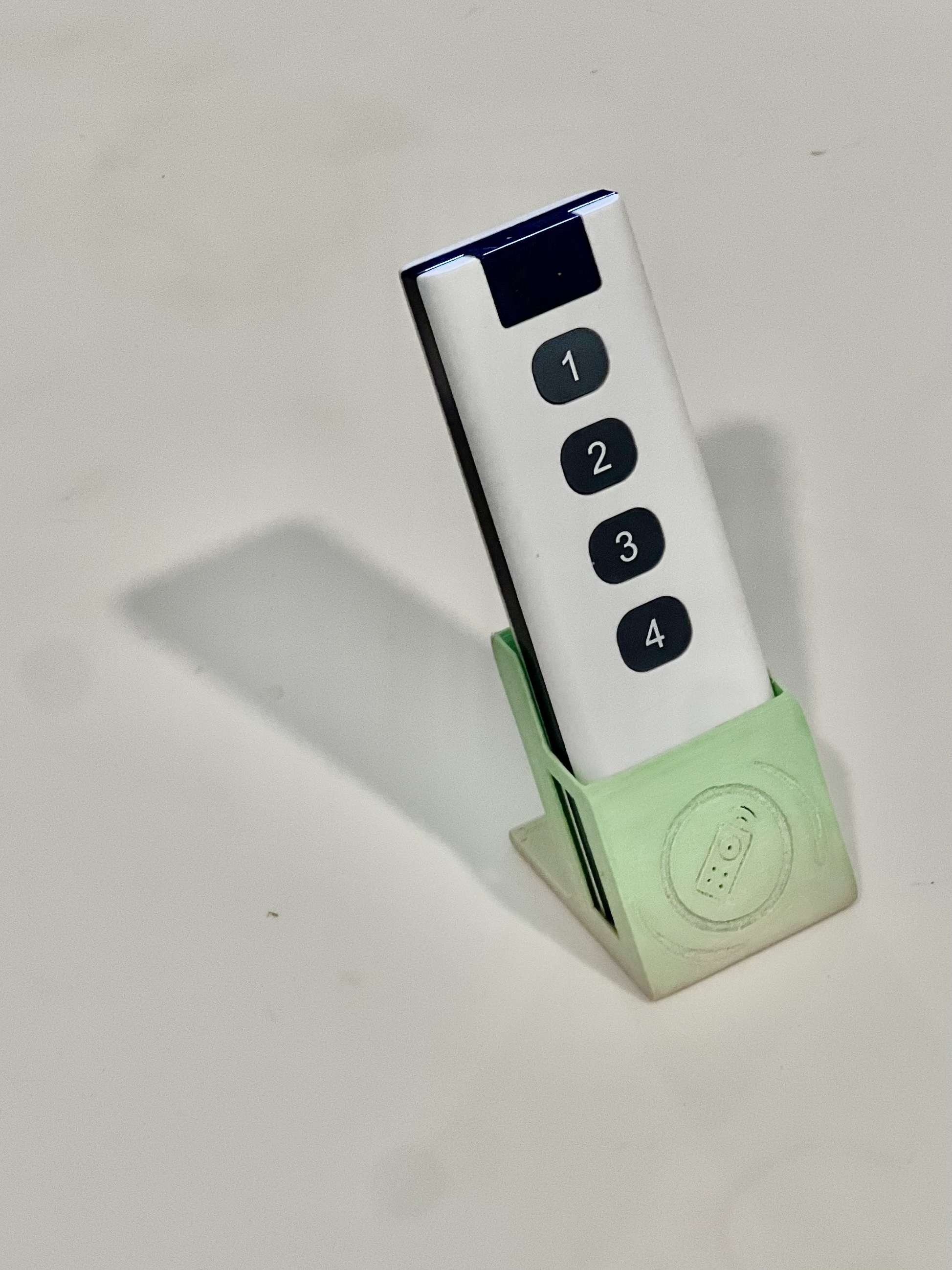 Tuya Remote Holder