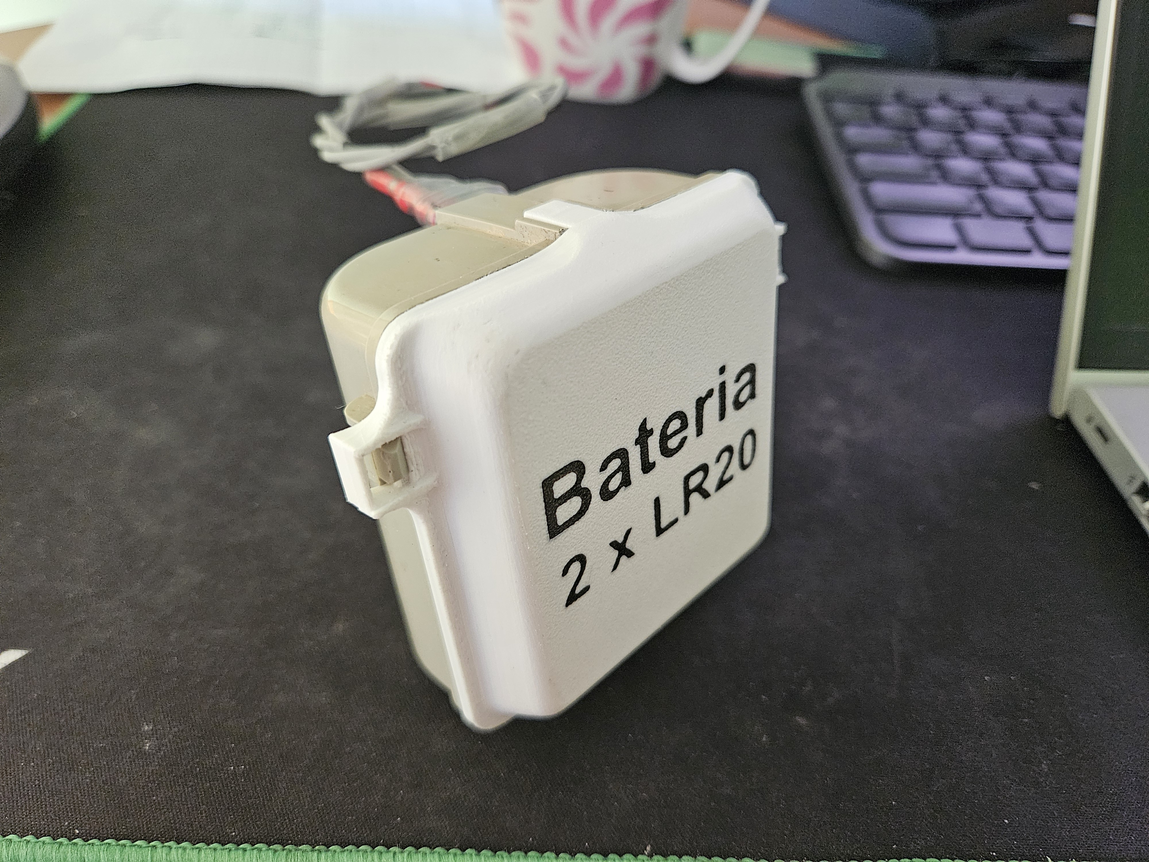 Junkers 8700505075 battery box lid