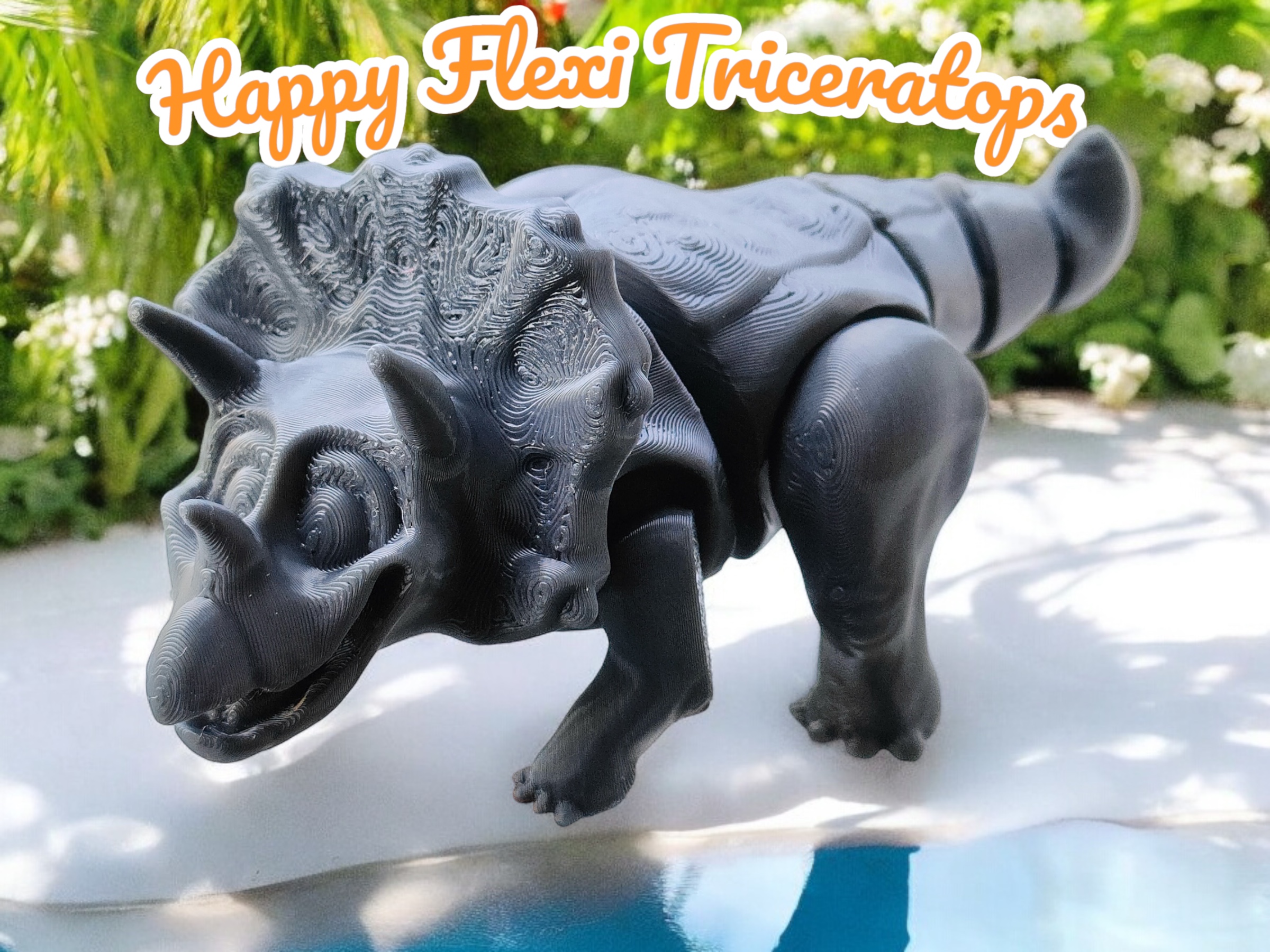 Happy Flexi Triceratops