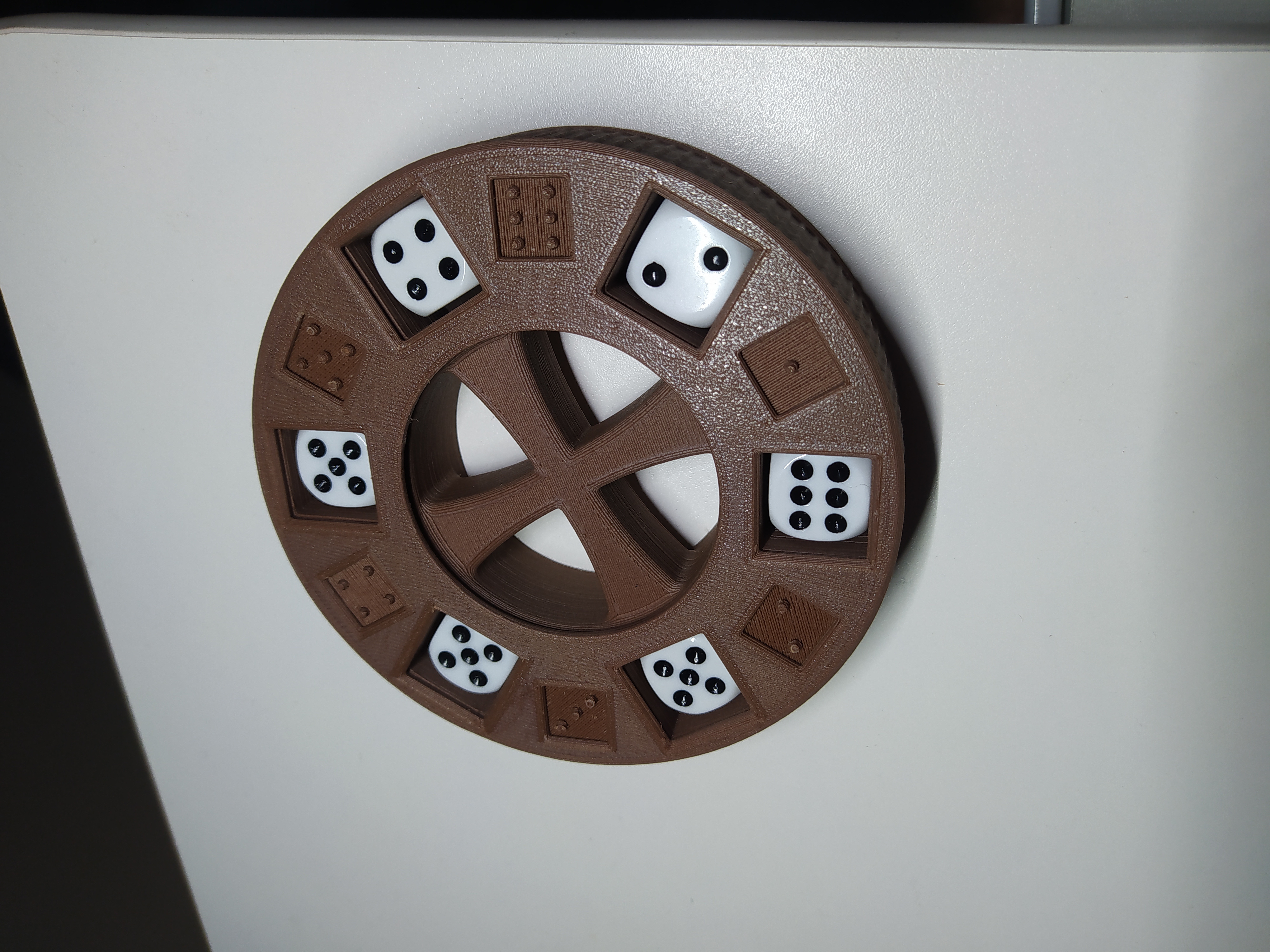 Dice box