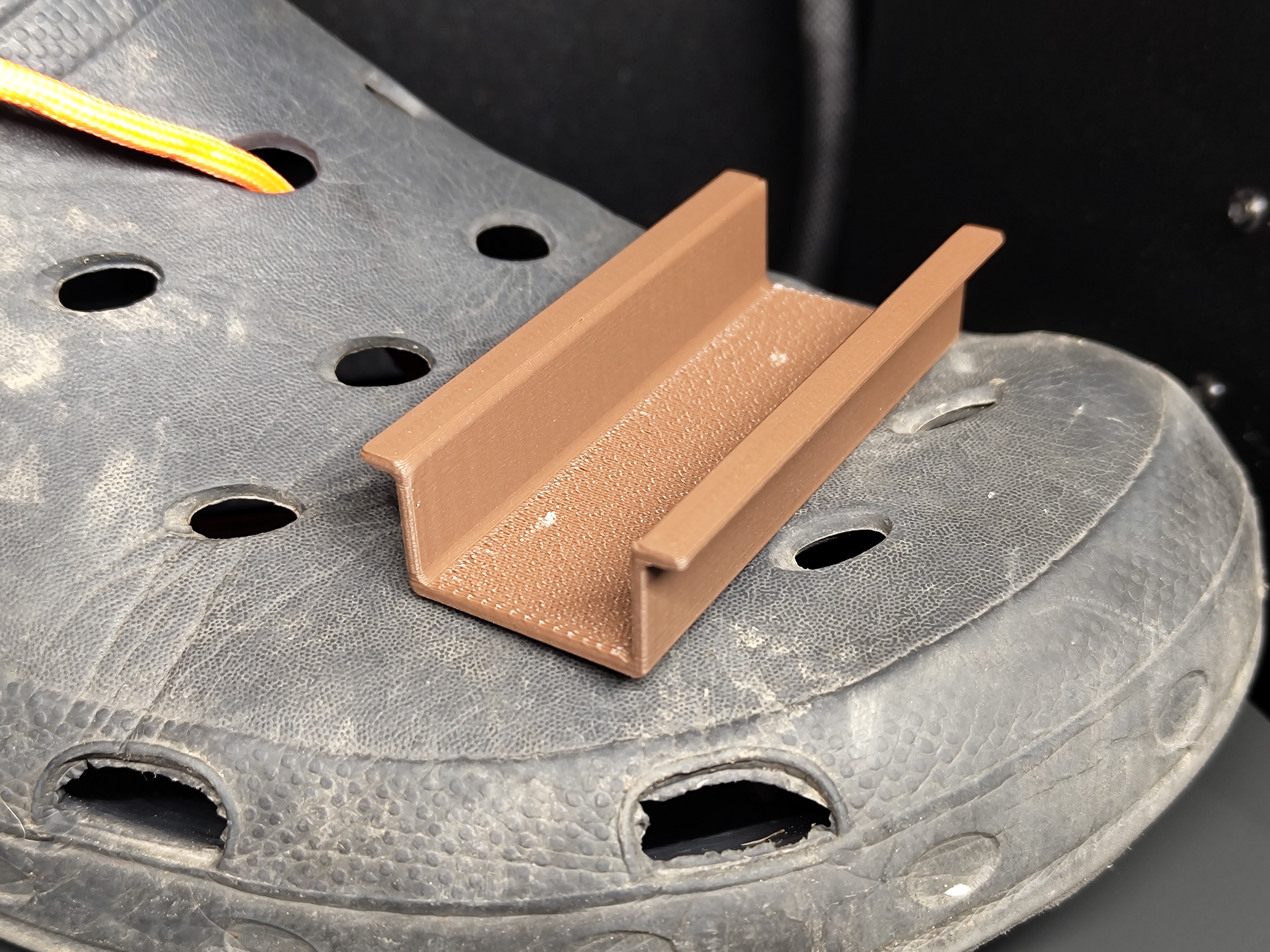 DIN Rail Clog Charm