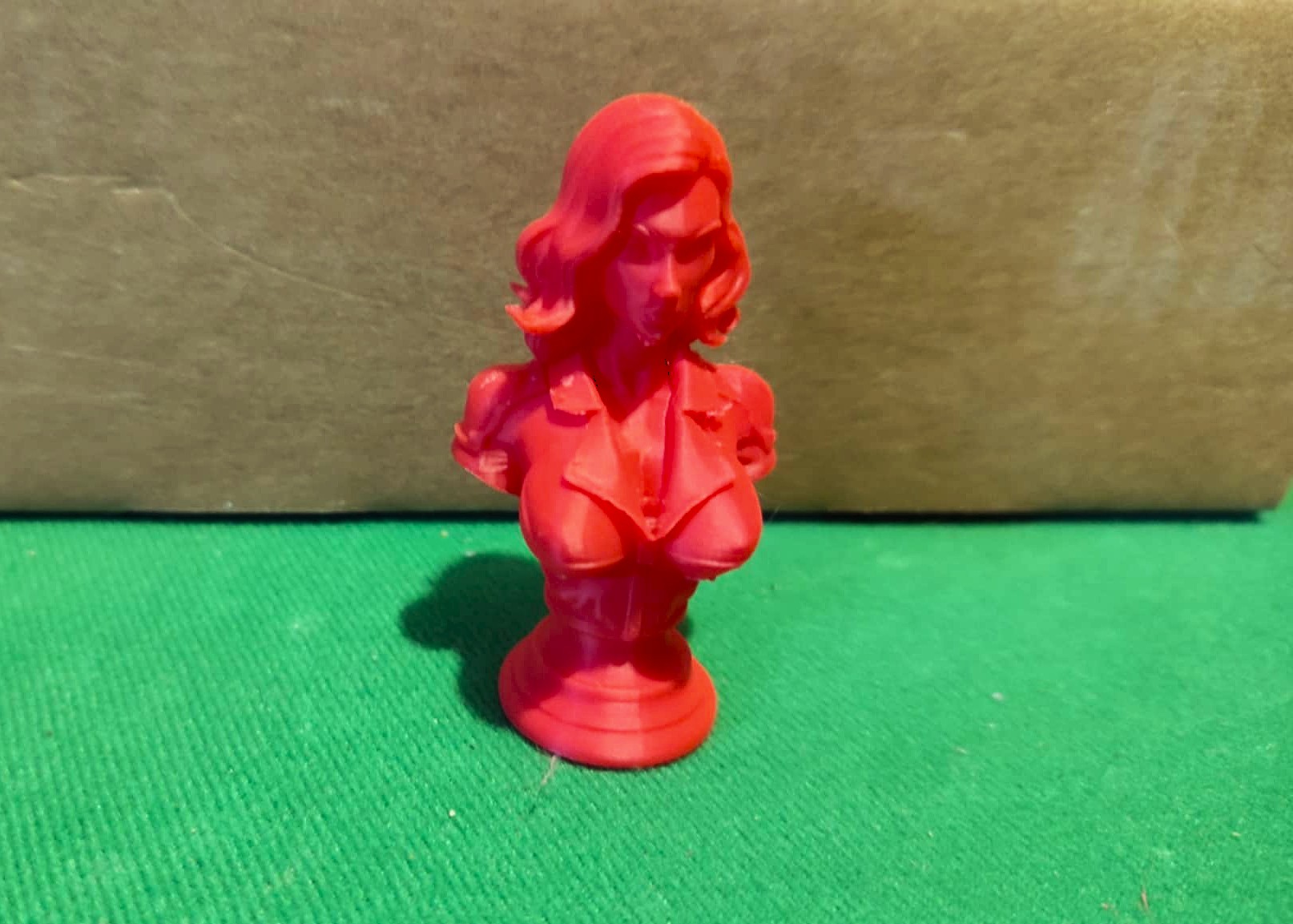 Bust Black Widow — thumbnail 2