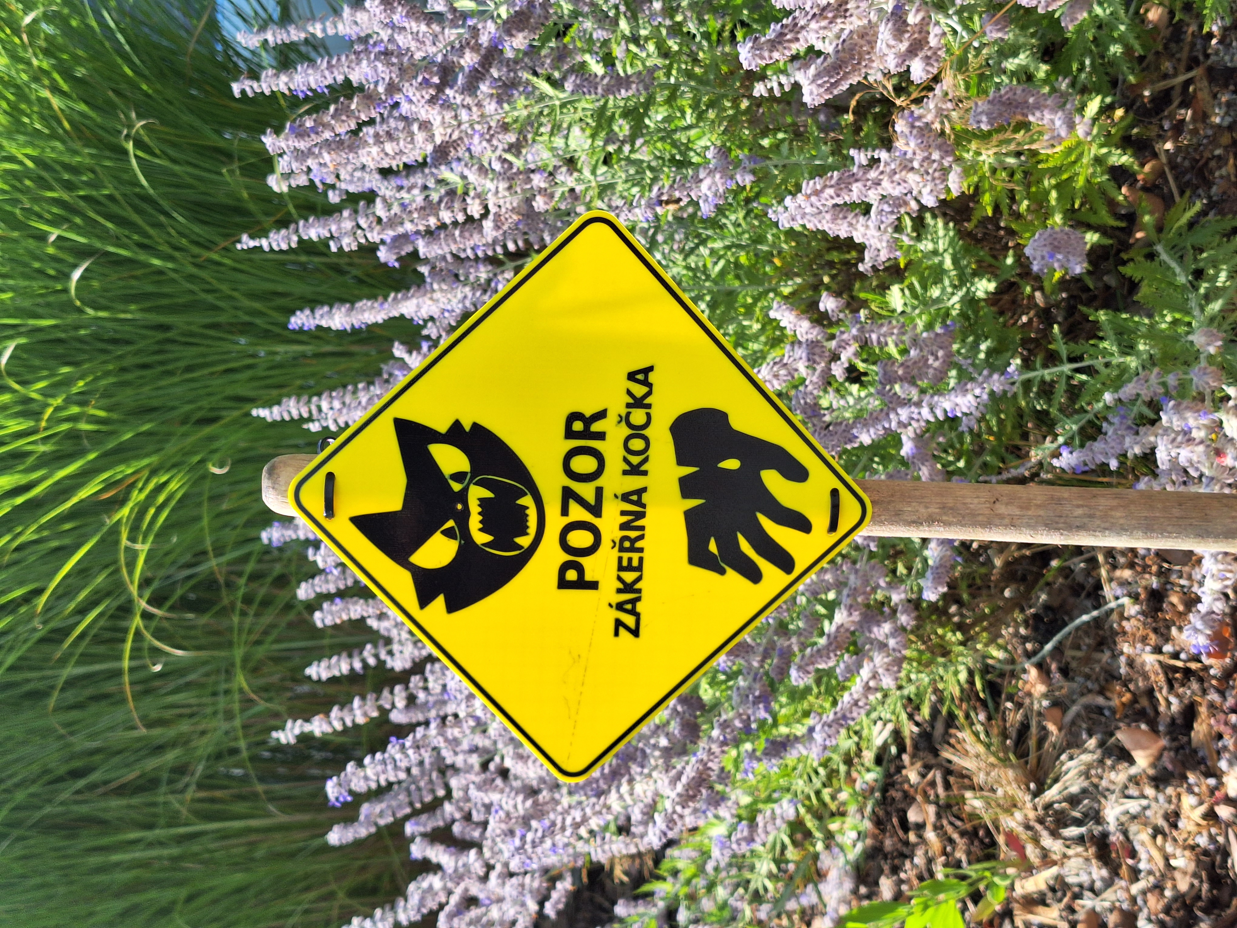Miniatura 2 do modelo 3D Cat warning sign