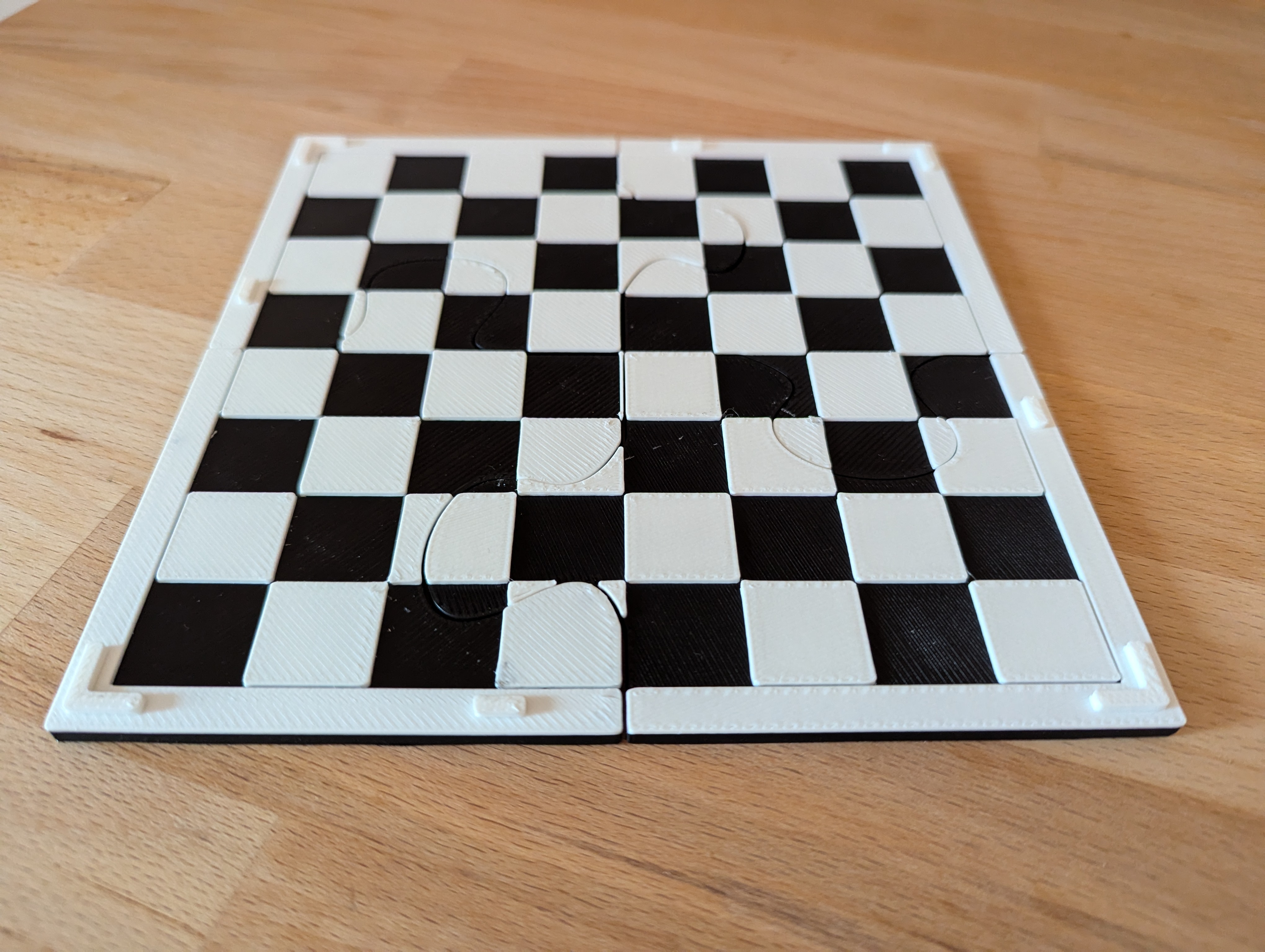 Portable Chess Board