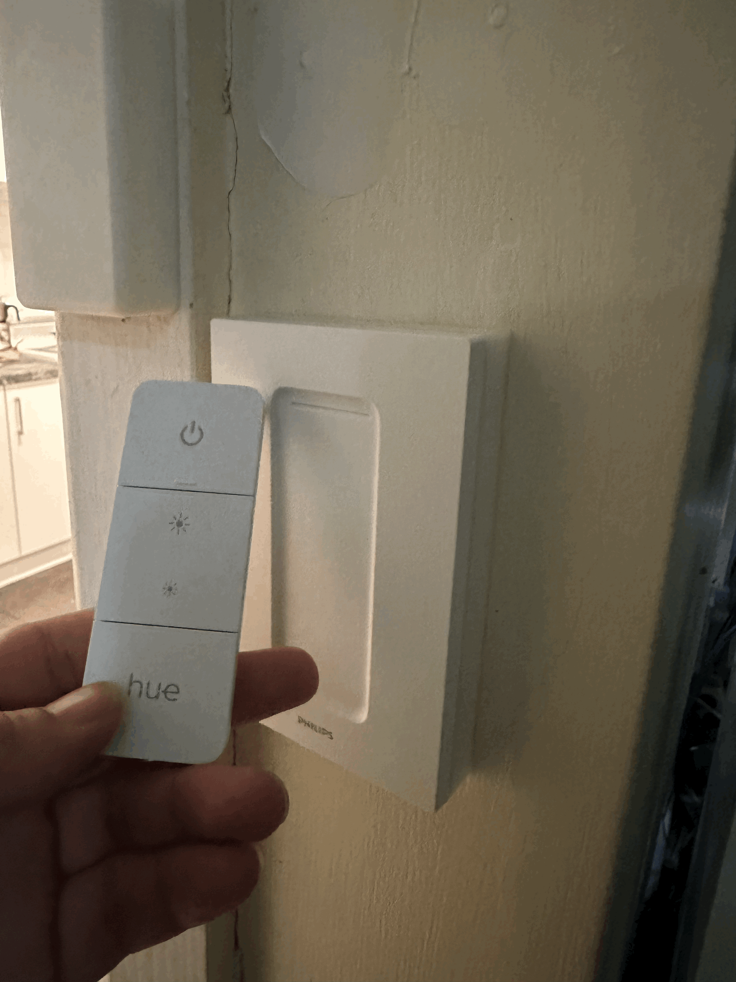 Phillips HUE Dimmer V2 AU Switch Cover 122x74mm (1 switch)