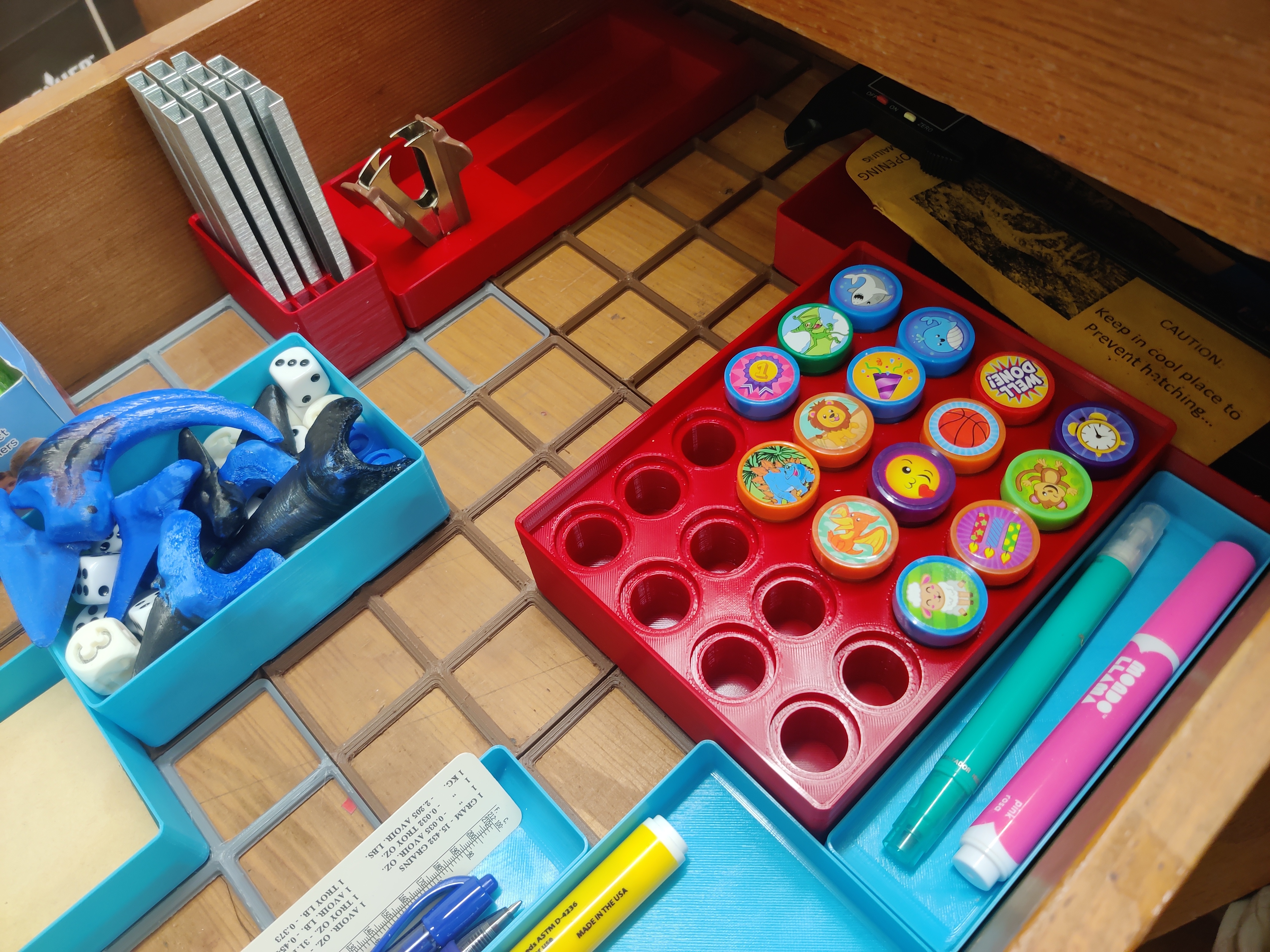 Gridfinity Stamper (kids stamp) holder