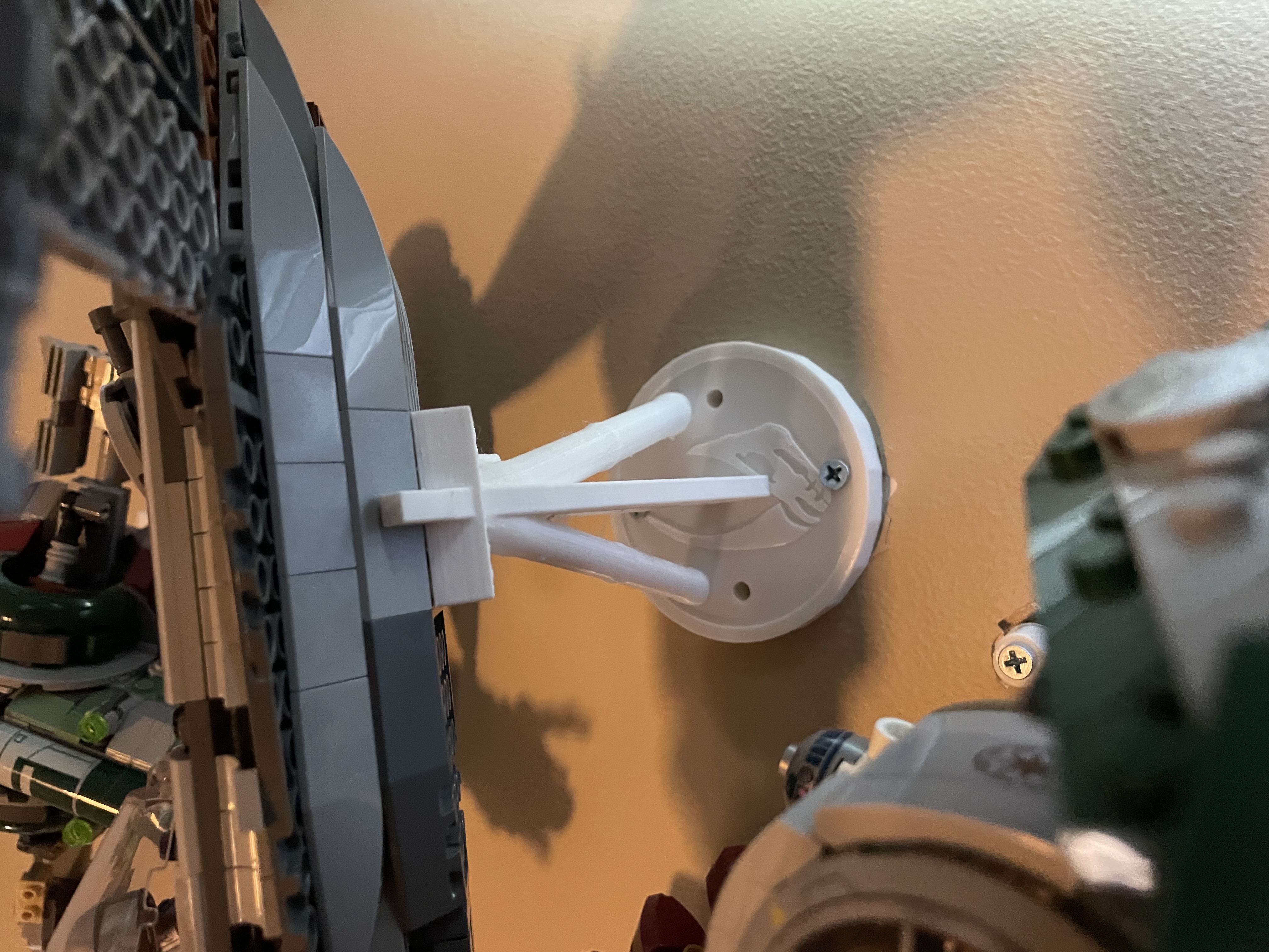Star Wars The Mandalorian's N-1 Starfighter 75325 wall mount