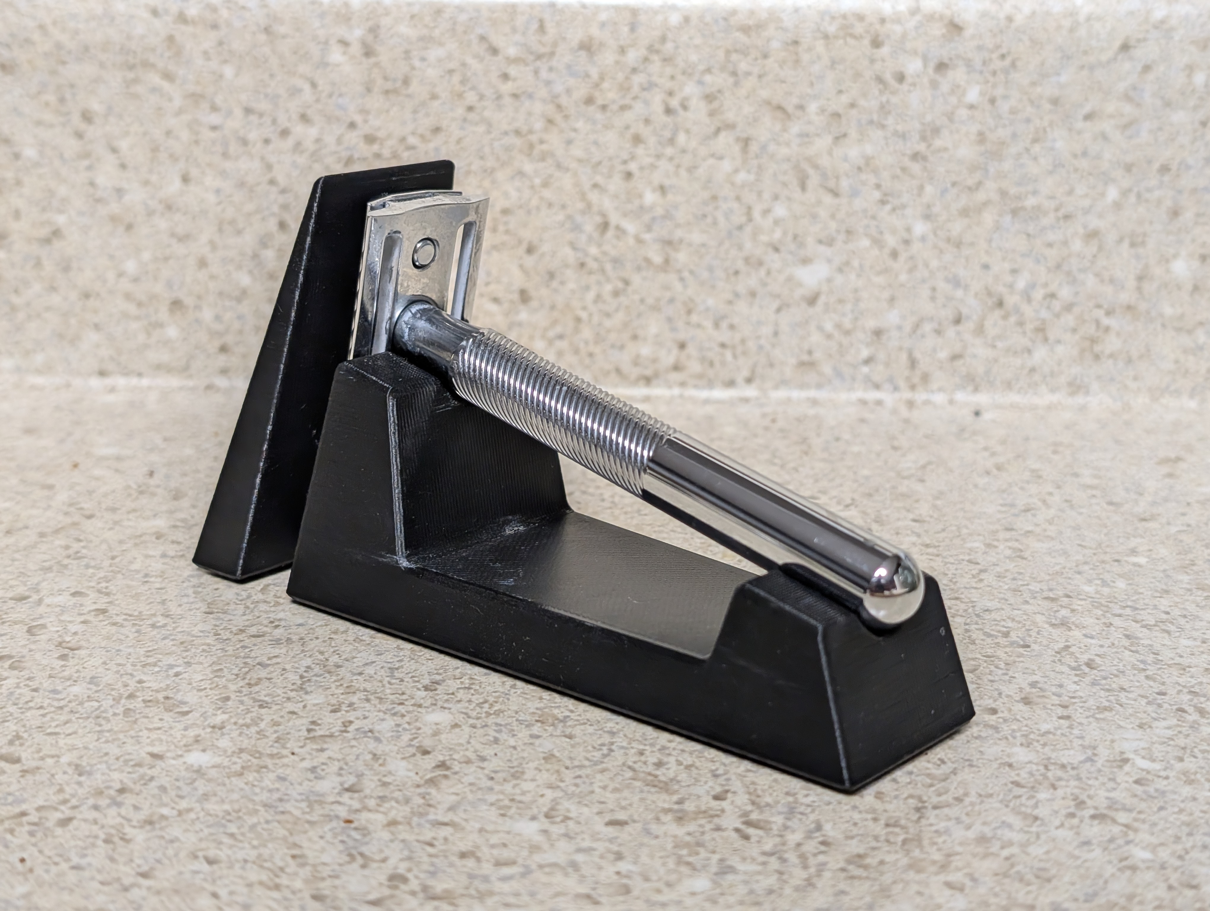Miniatura 2 do modelo 3D Safety Razor Stand