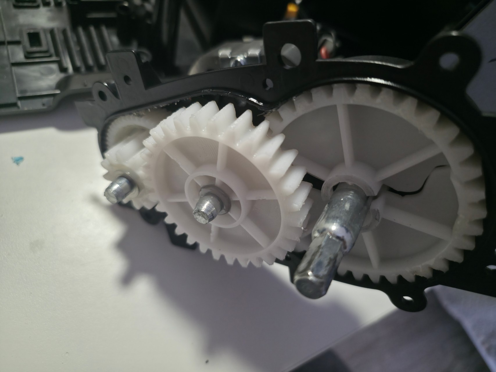 Vitek VT-3646 output gear