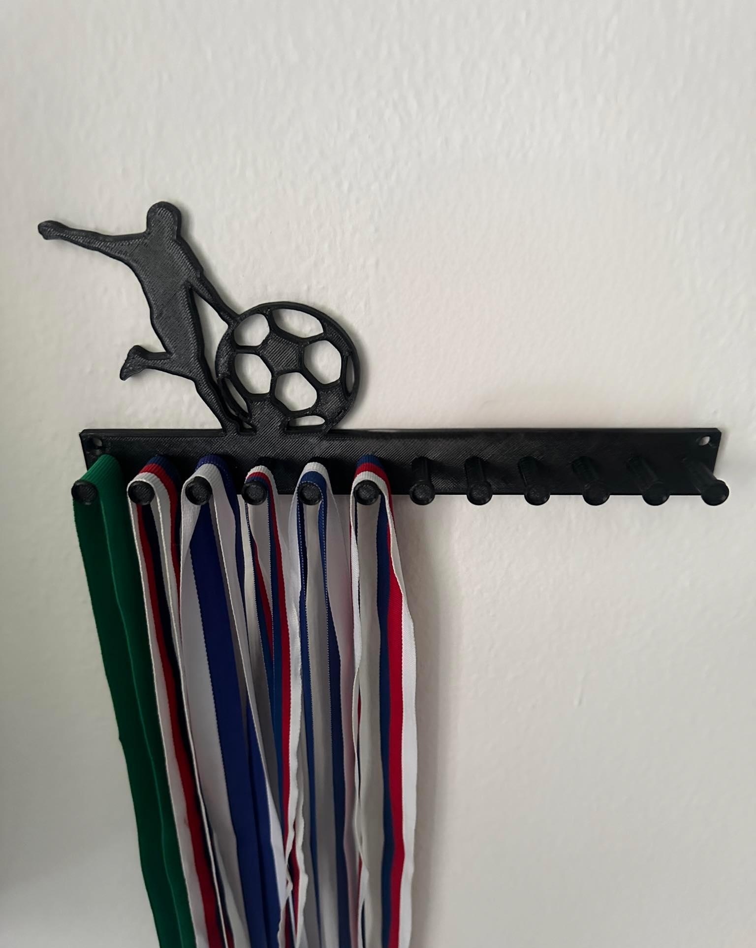 Football medal holder