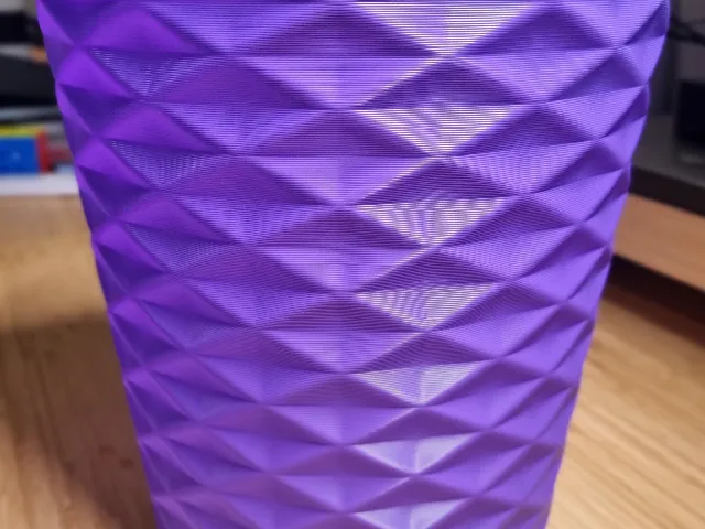 Strong Geometric Vase mode bin/trash can (bottom fixed)