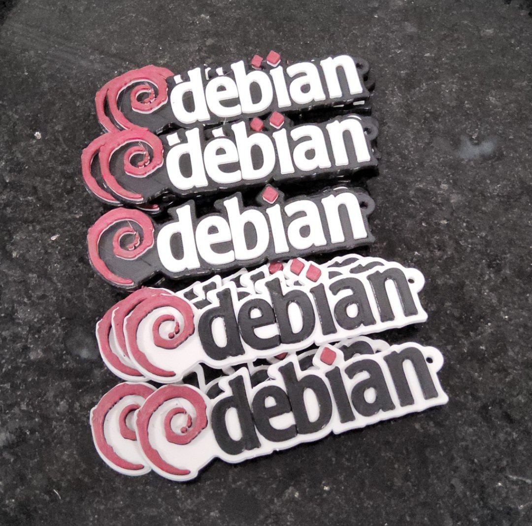 Debian logo keychain 3 colors