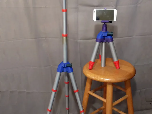 Compact Full-Sized Phone Tripod (33 - 116cm)