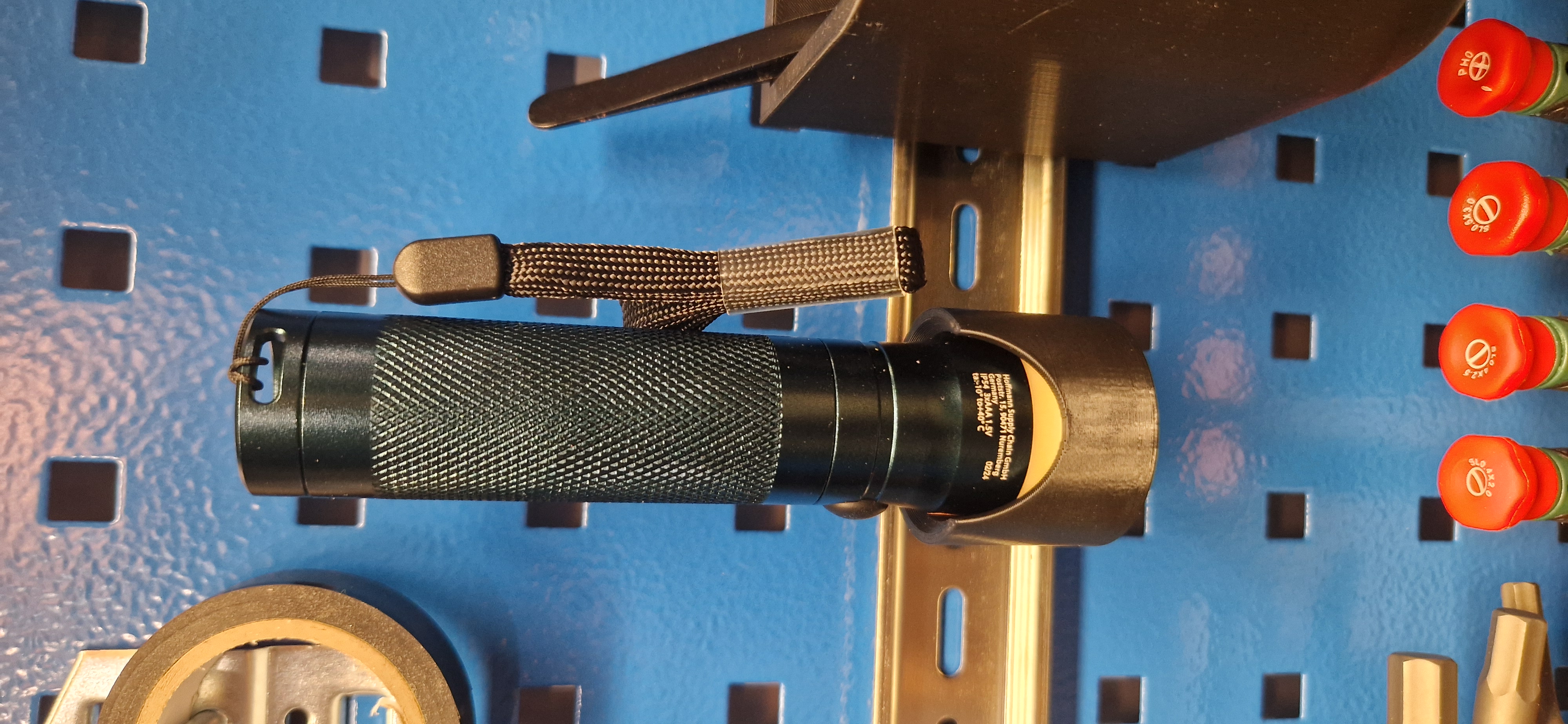 Garant LED flashlight tool holder