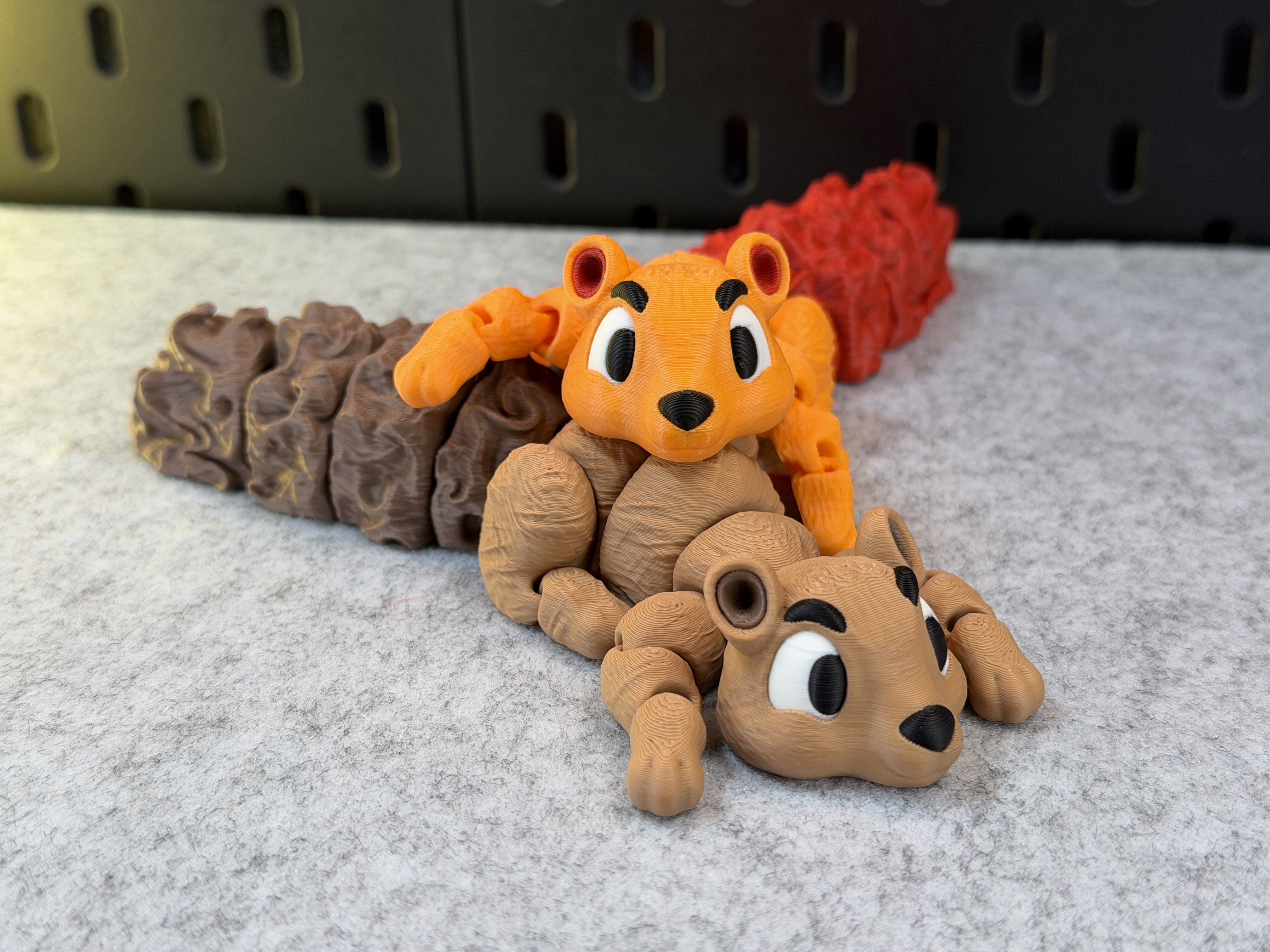 Miniatura 7 do modelo 3D Articulated Cute Squirrel