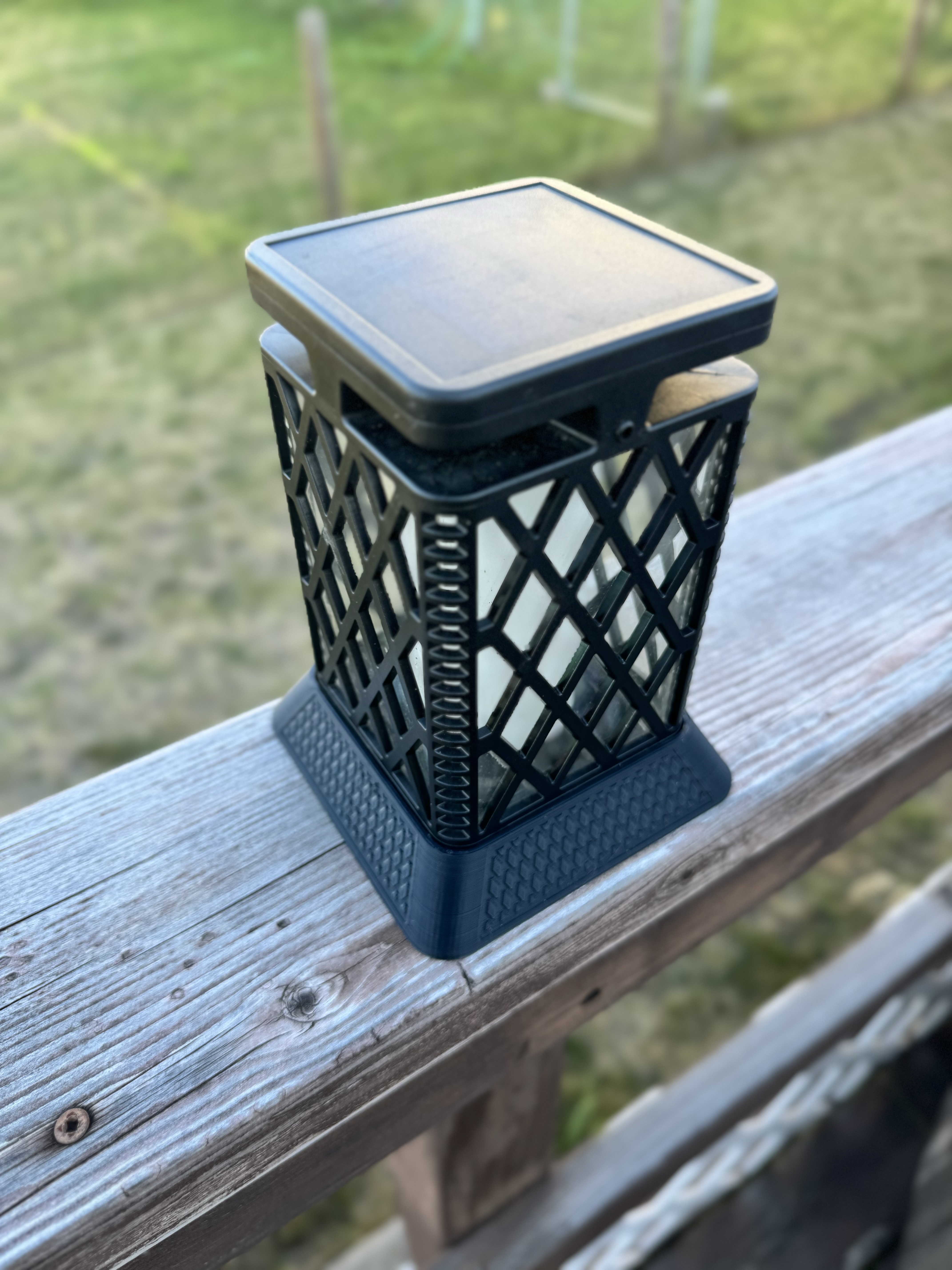 Tiki Patio Light Base