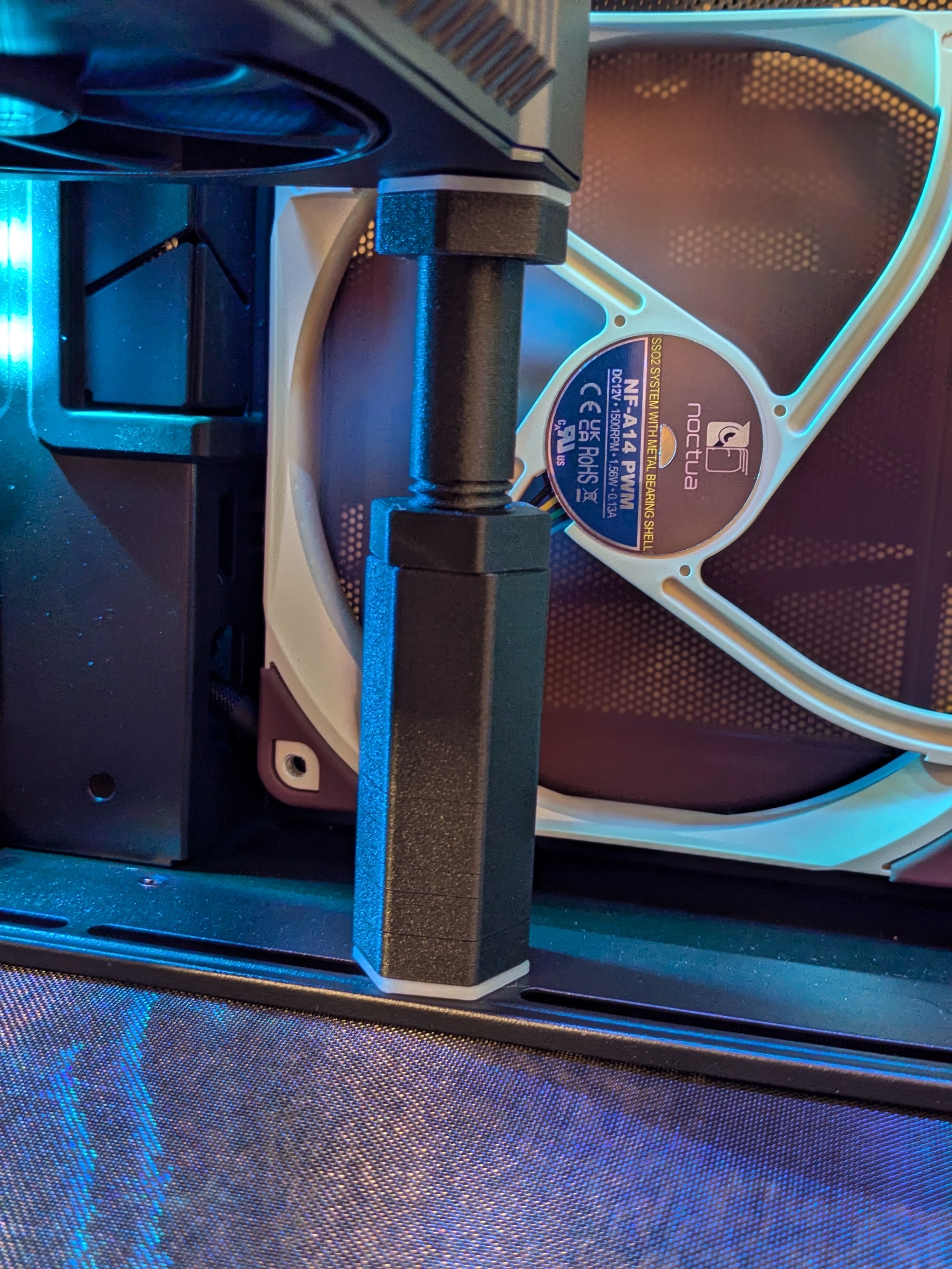 GPU Holder Max Pro 9000 - 120mm