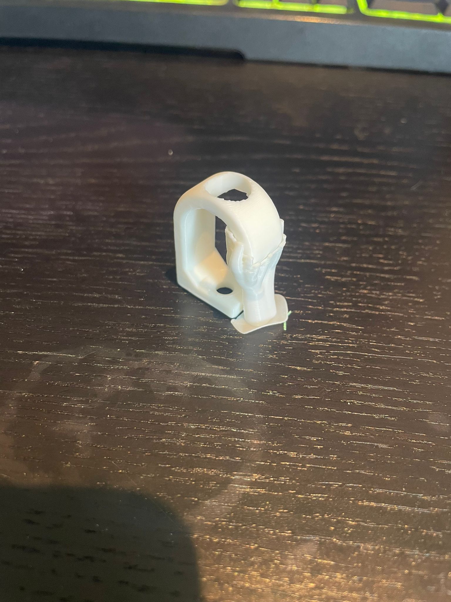 Miniatura 3 do modelo 3D Simple ceiling mount hook V2