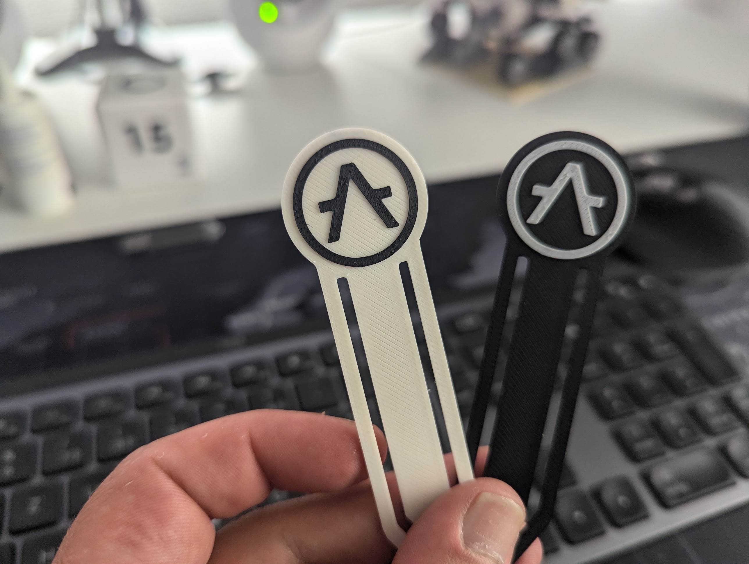 Miniatura 2 do modelo 3D Aleph Zero Bookmark