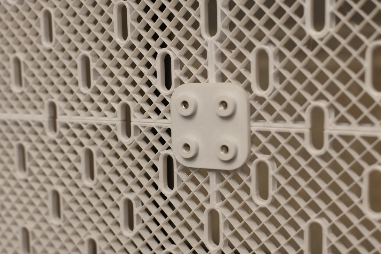 Simple Skadis panel connector by Koji Sakai | Download free STL