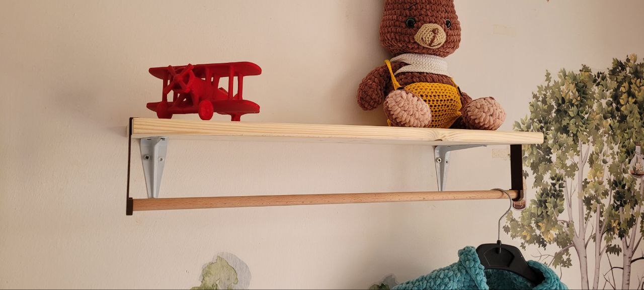 Overengineered 15mm diameter pole anchors for shelf