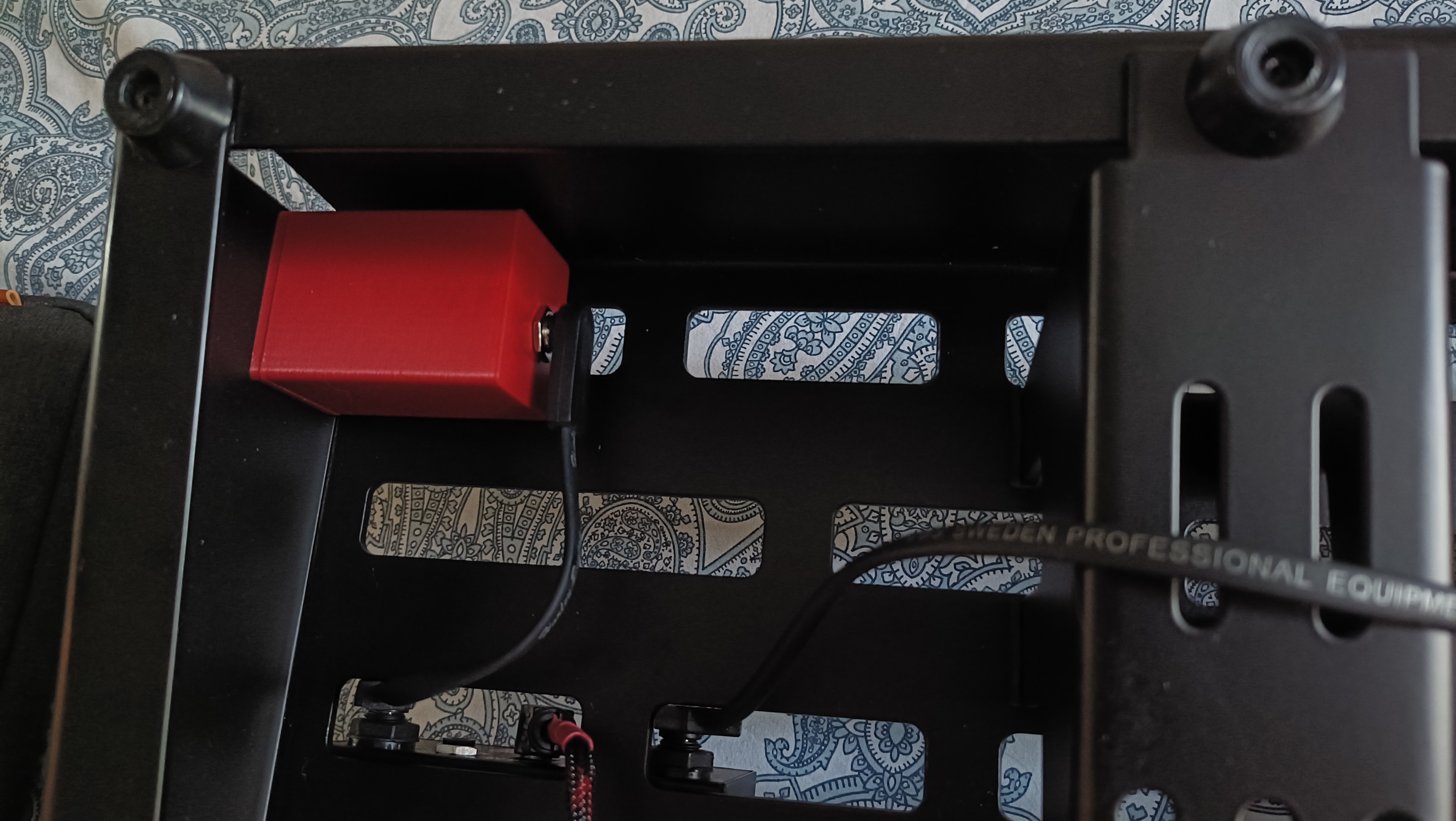 Miniatura 2 do modelo 3D RockBoard side jack box