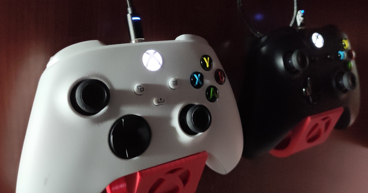 Xbox Controller Wall Mount [Legacy - See description] by MJJoaquin, Download free STL model