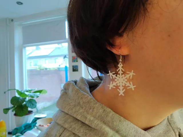 Snowflake Earrings (or tree ornament)