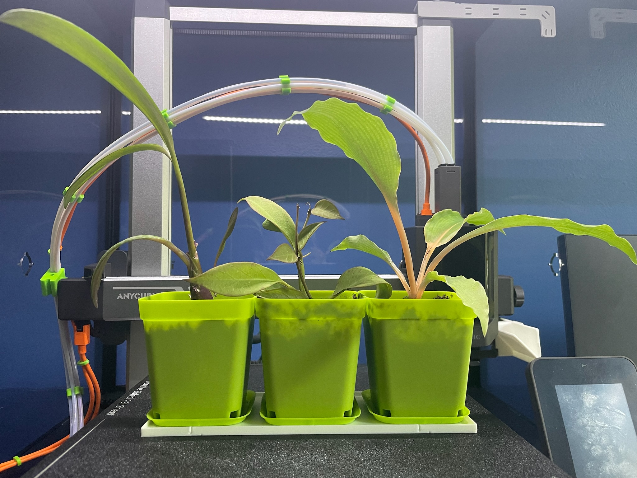 Miniatura 4 do modelo 3D Modular Planter Tray