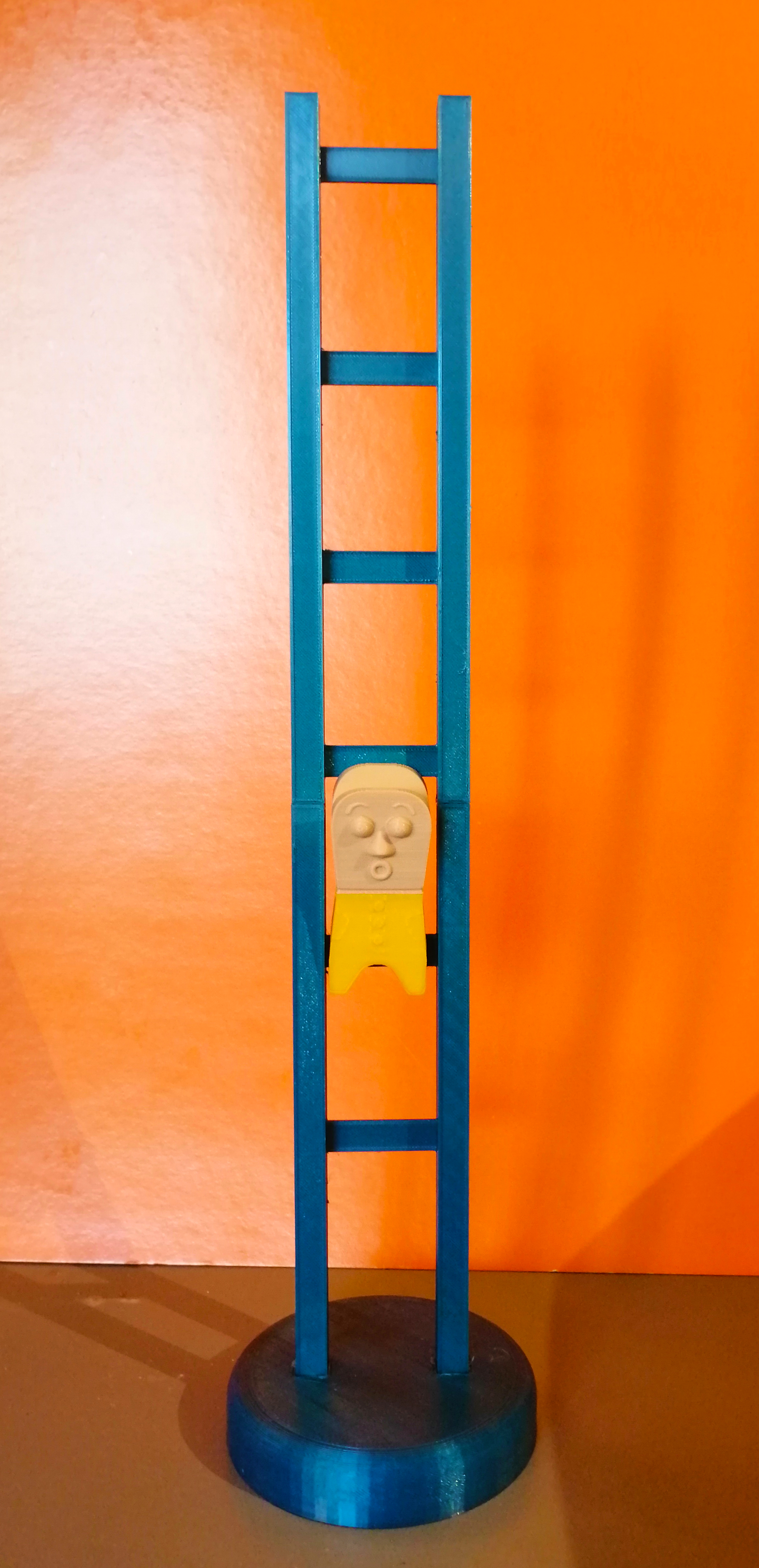 man falling down stair — miniatura 3