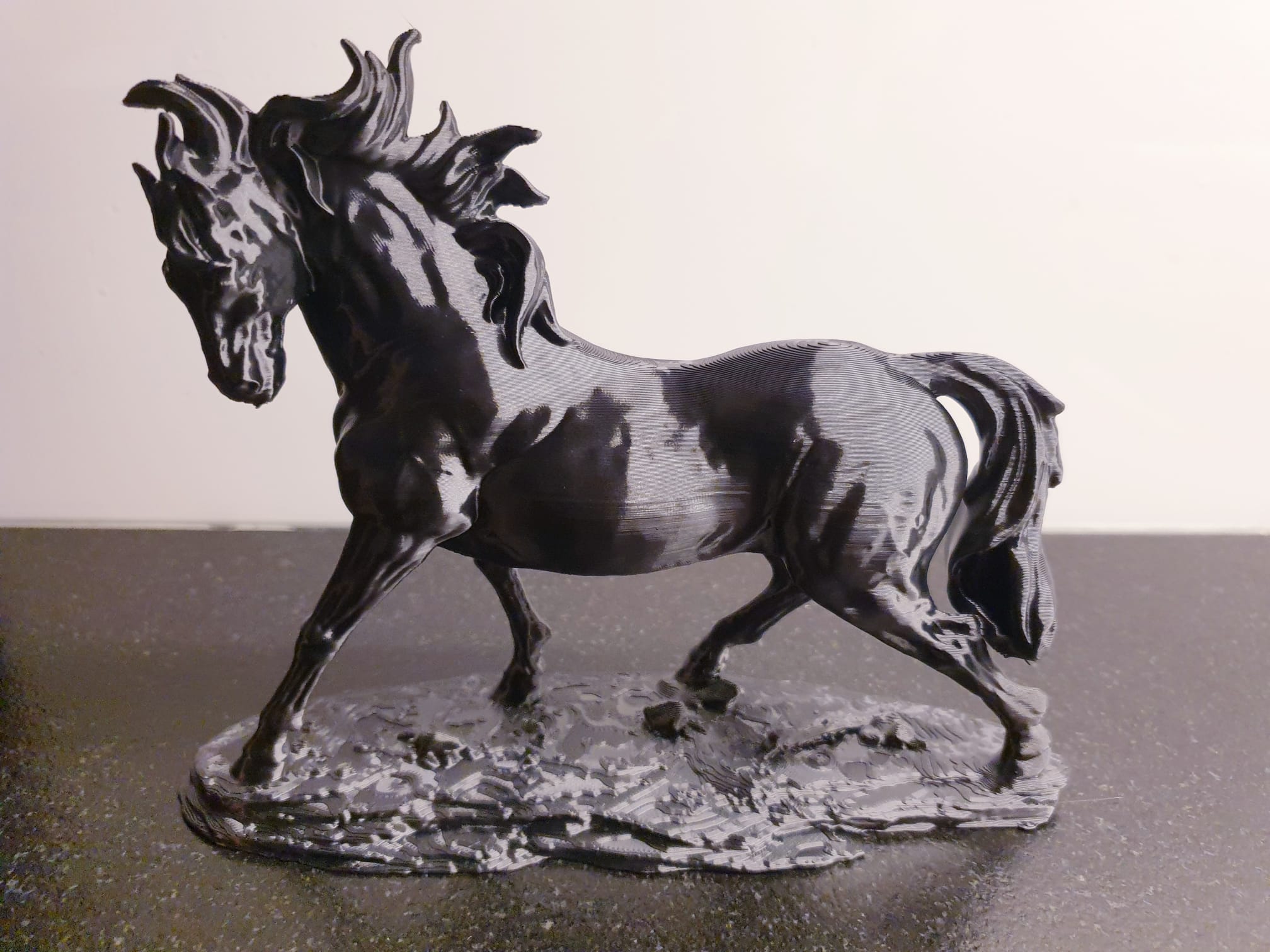 Running Horse with support - easy to remove