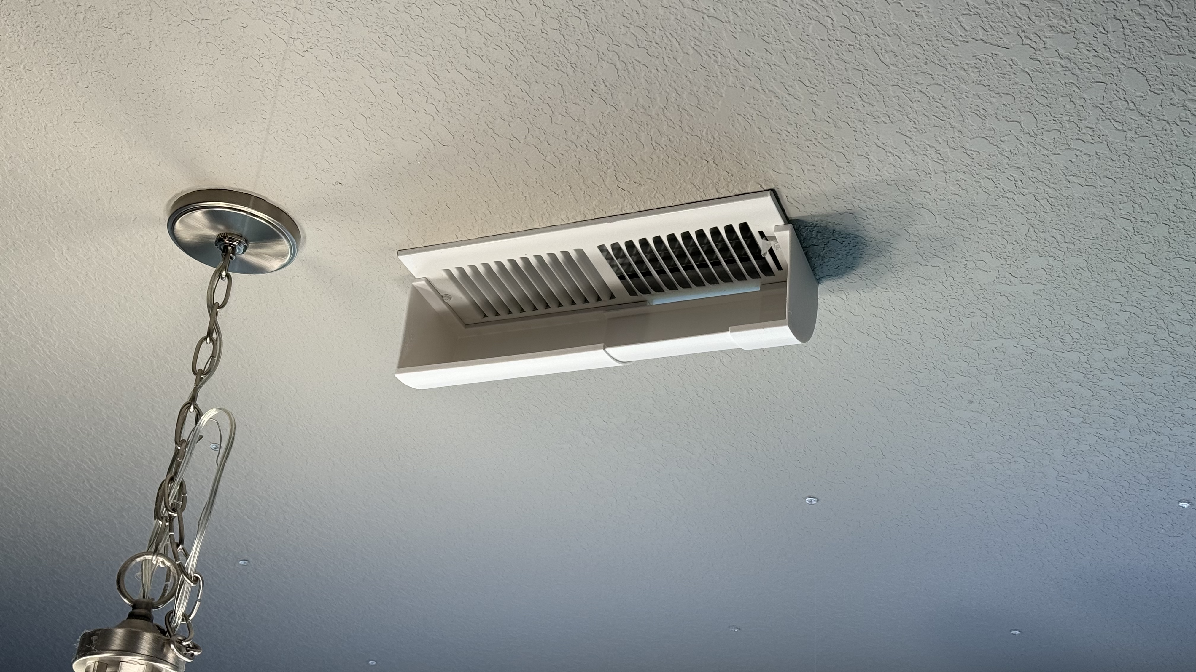 HVAC vent deflector (magnetic)