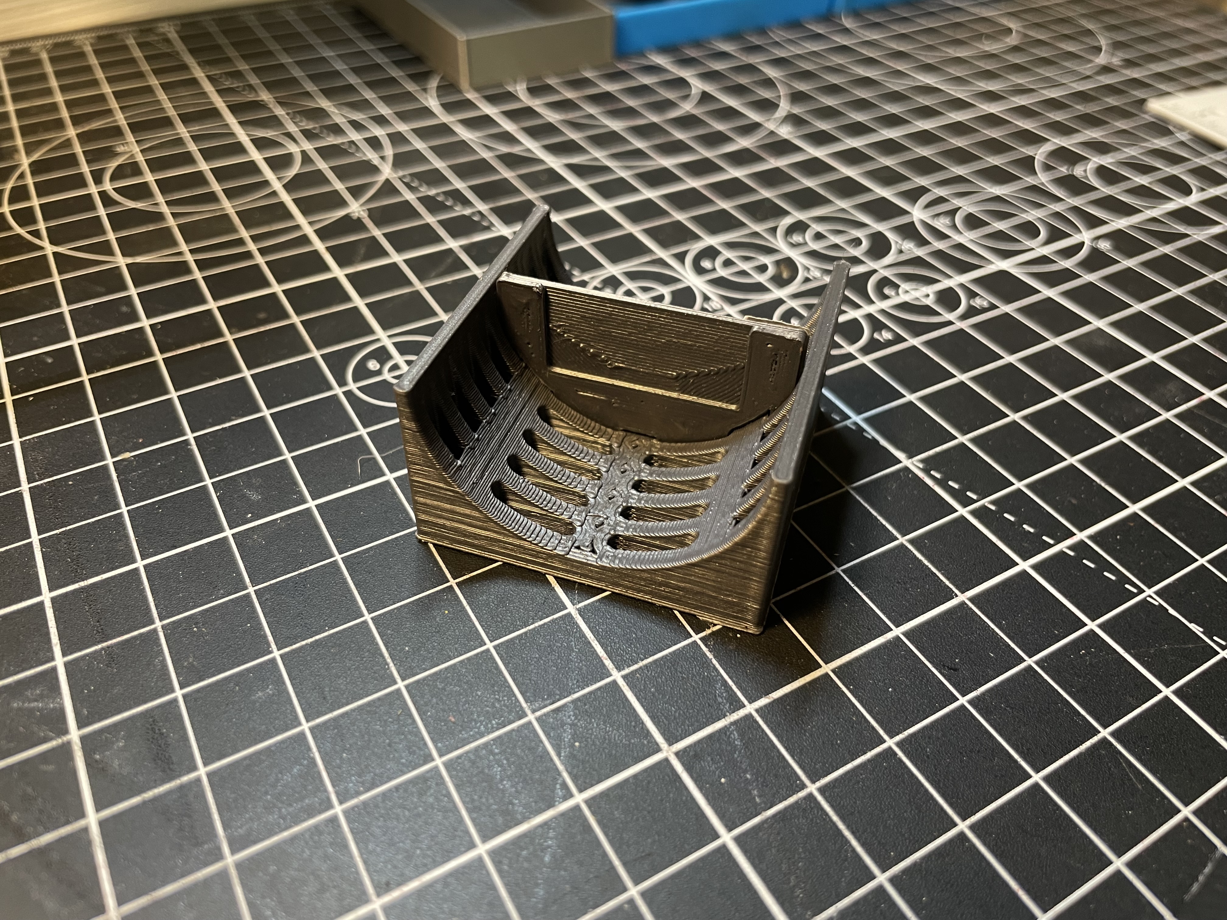 Grooved Gridfinity Tray with Separator