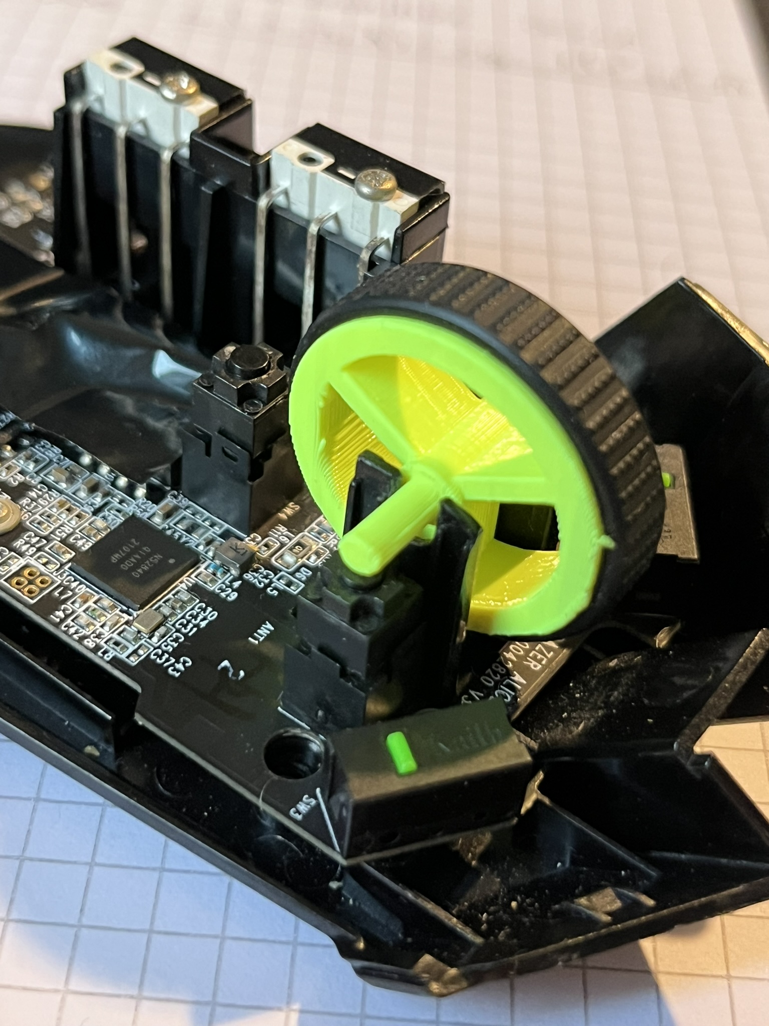 Razer Basilisk x hyperspeed mouse scroll wheel by lipo_passione
