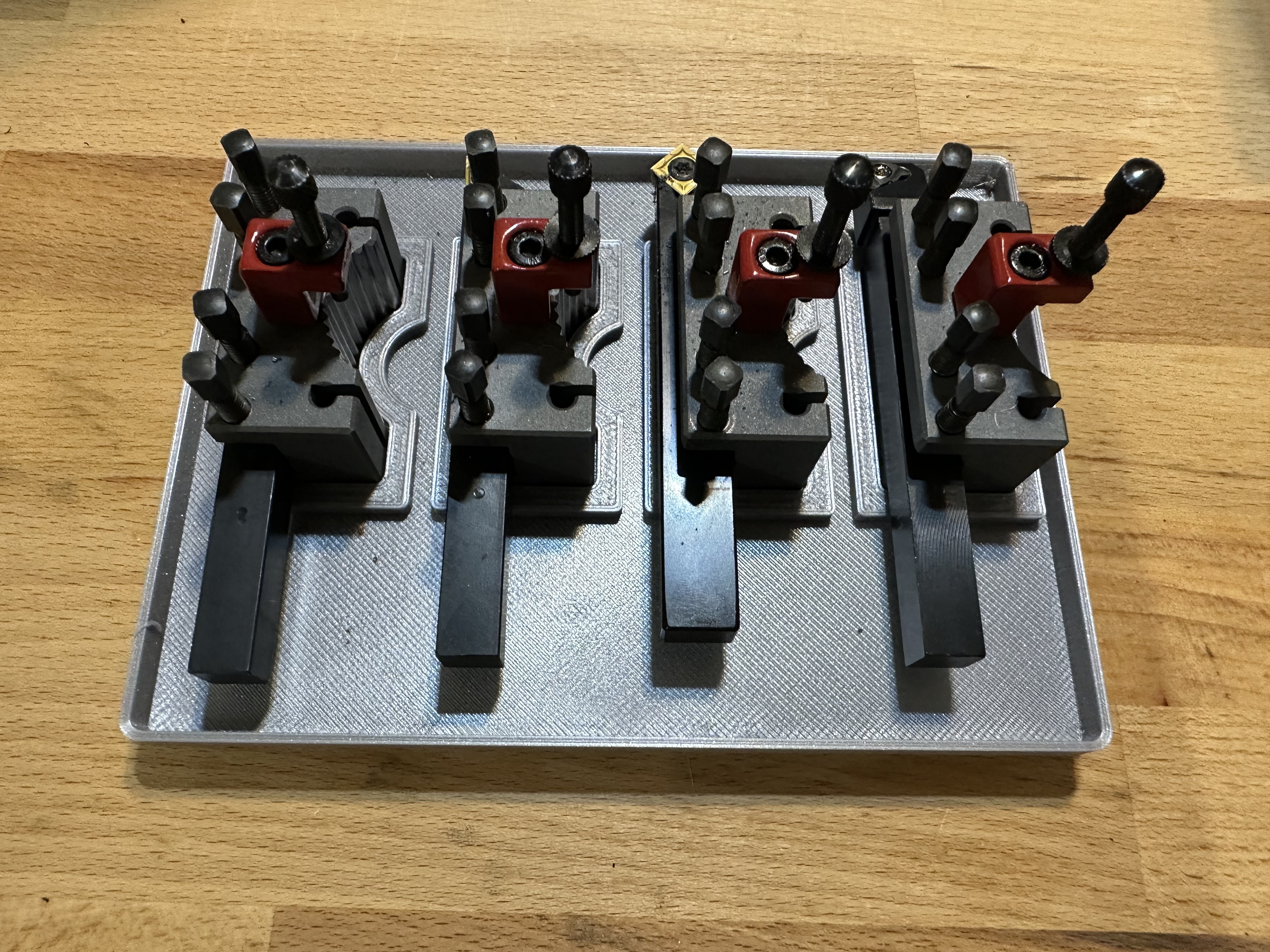 Gridfinity Tray for Multifix Aa — miniatura 5
