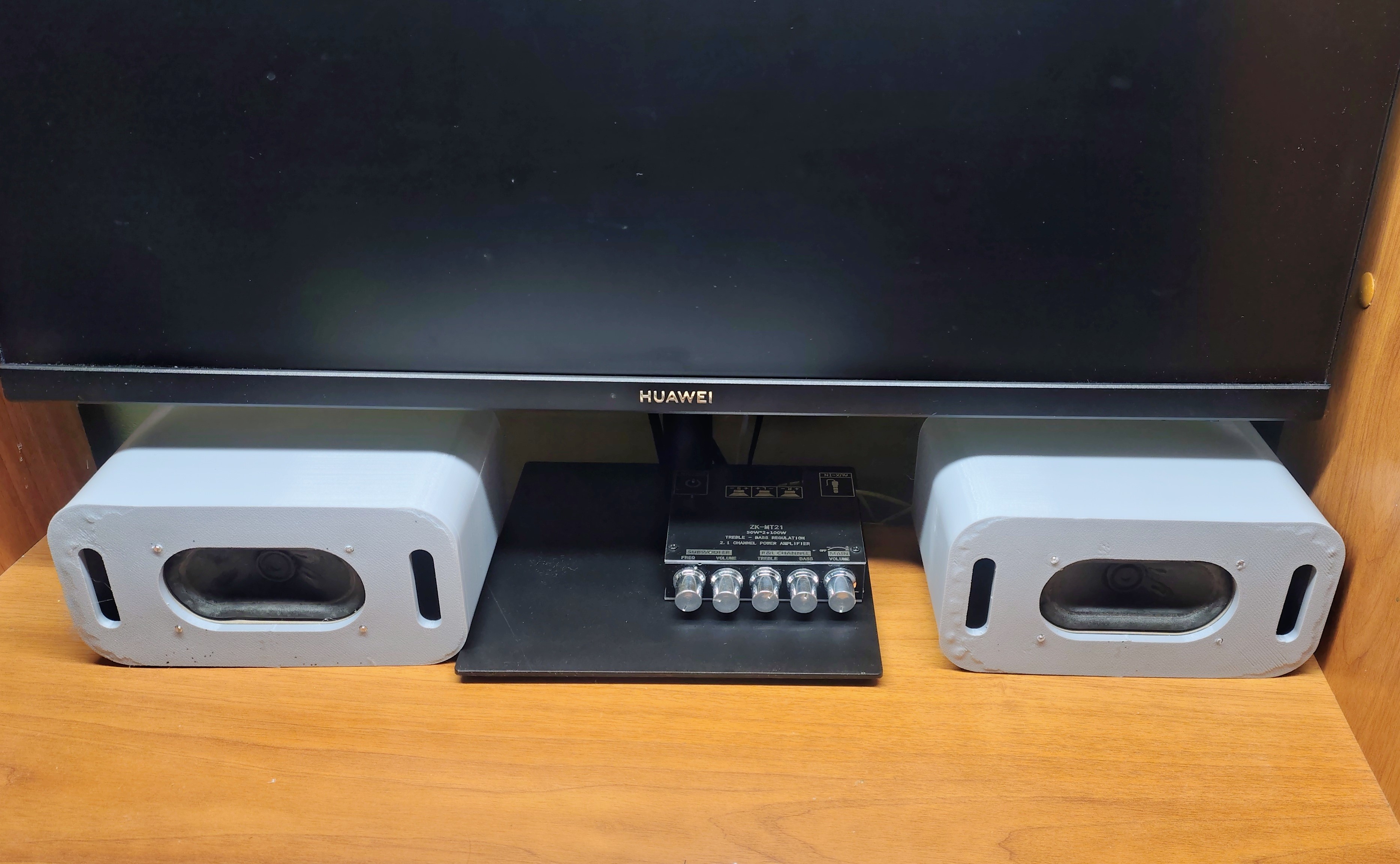 Sound speaker