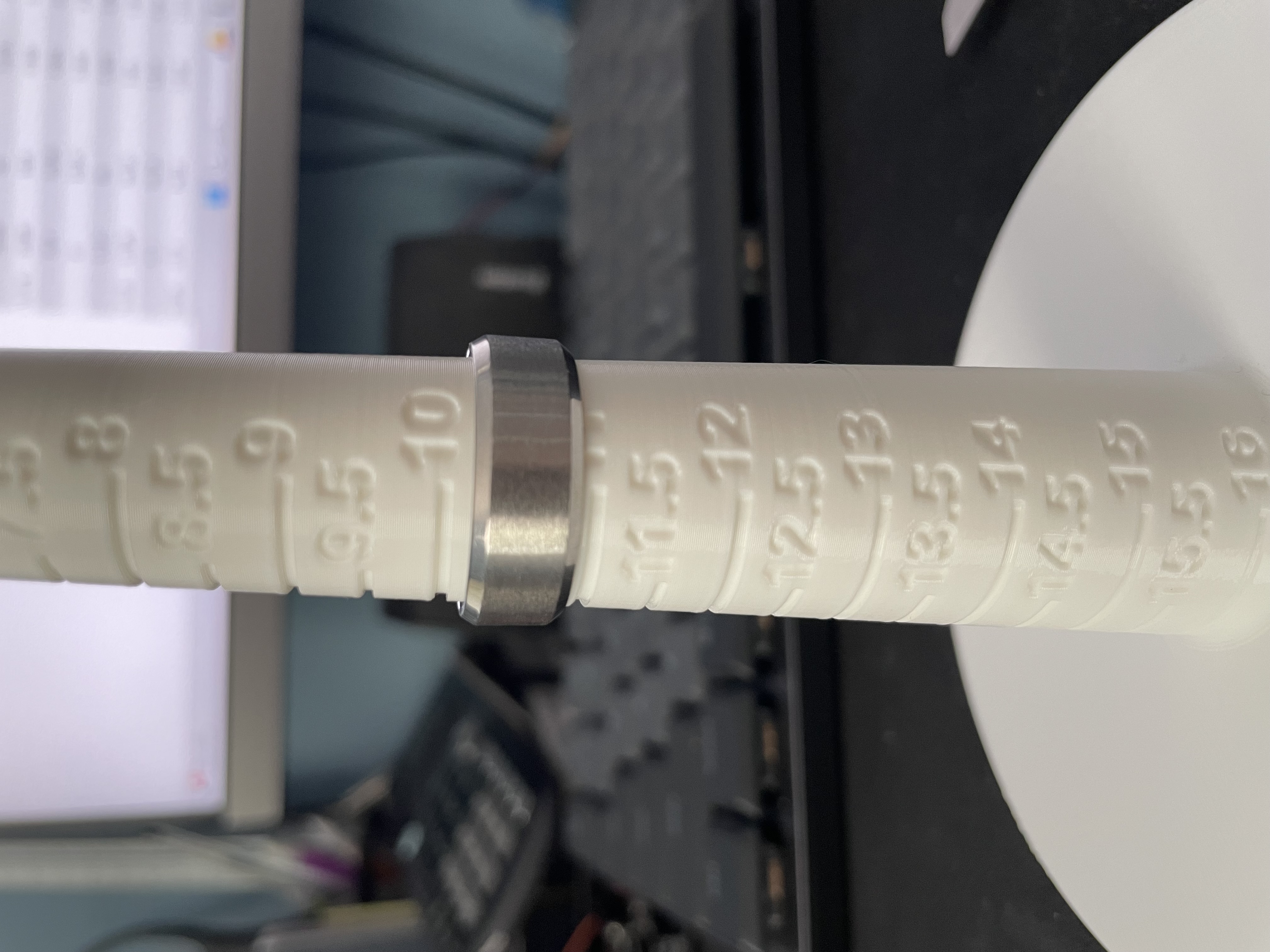 Miniatura 3 do modelo 3D Ring Sizer Cone US Scale 2-16