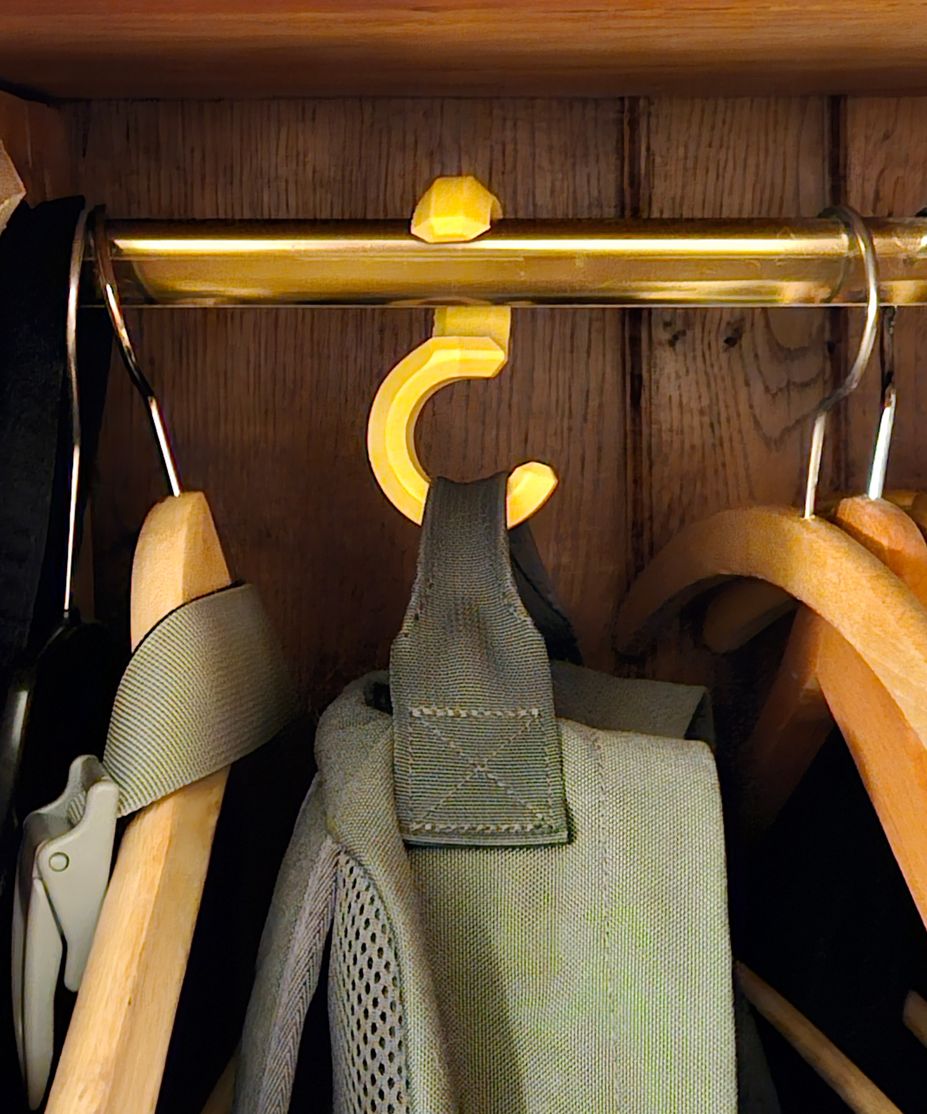 Rotated S-Hook Hanger for Backpacks – Closet Rod Optimized