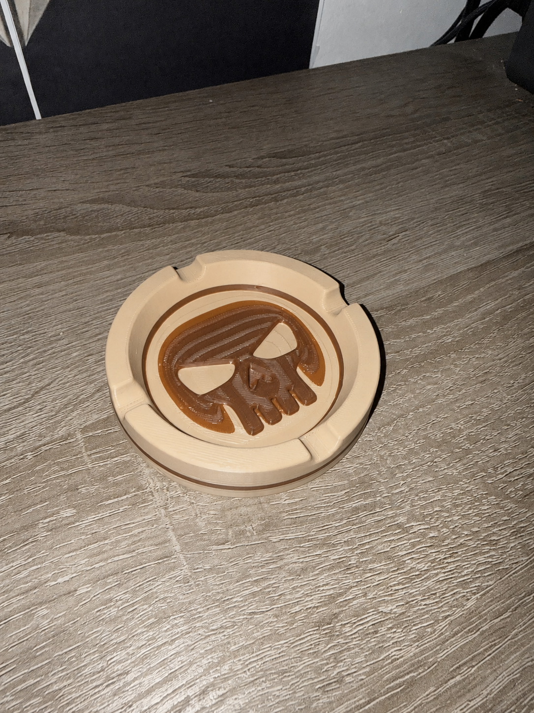 No-Support Skull Ashtray – Fast One- or Two-Color Print