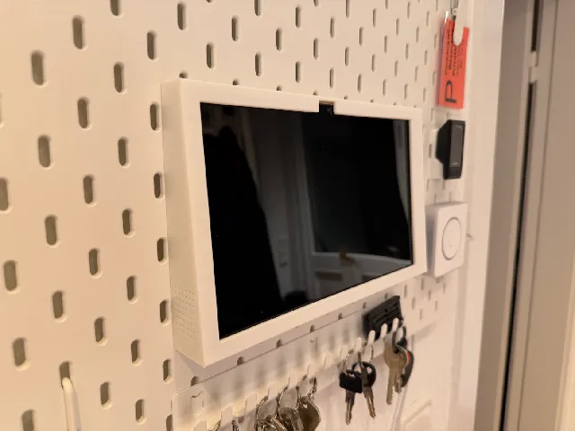 Angled Mount for Lenovo Tab M10 Plus Gen 3 - Skadis Remix