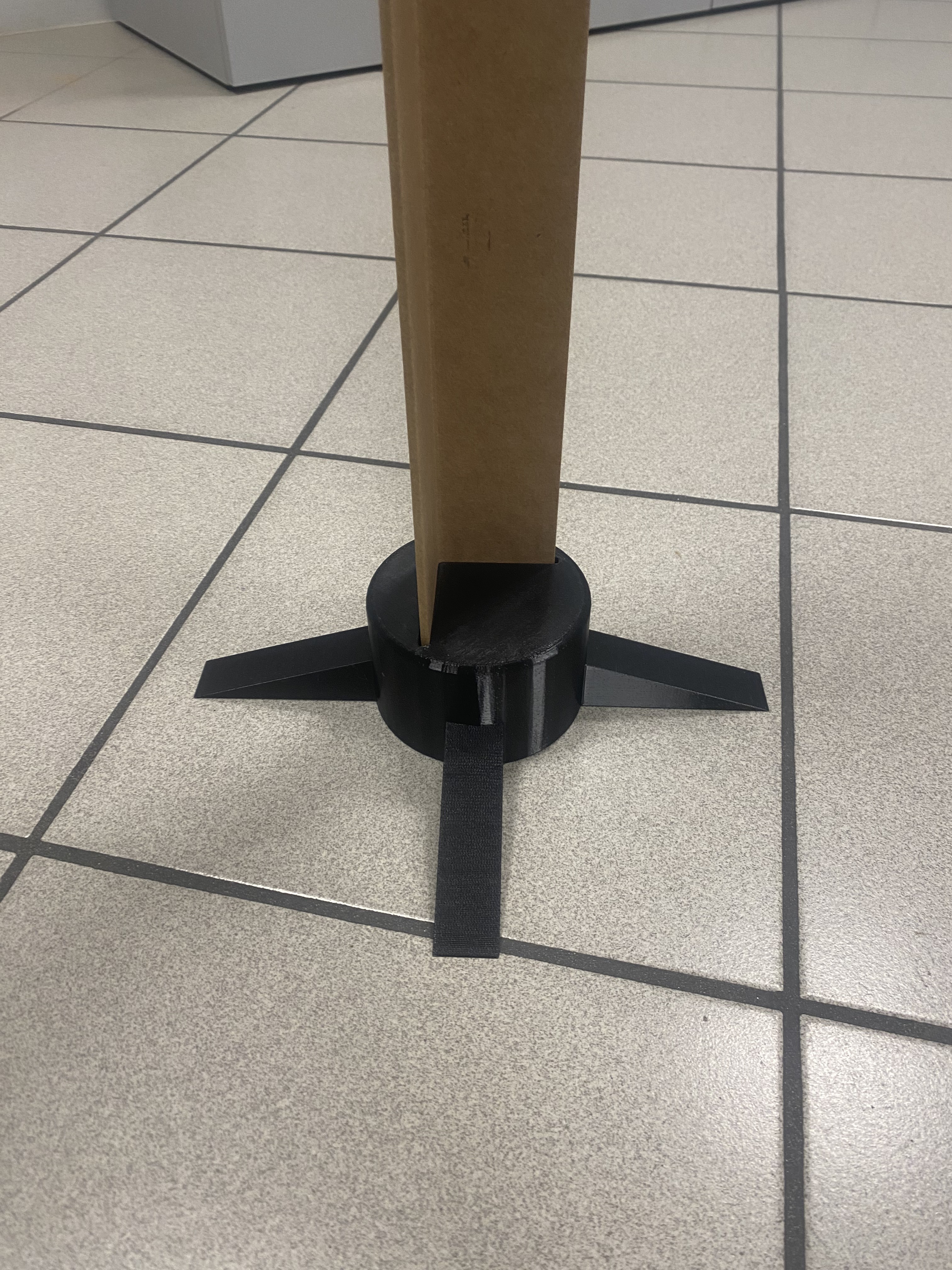 Cardboard angle supprt — miniatura 3