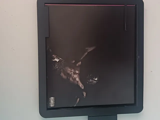 Utopia cd holder/ Marco CD utopia